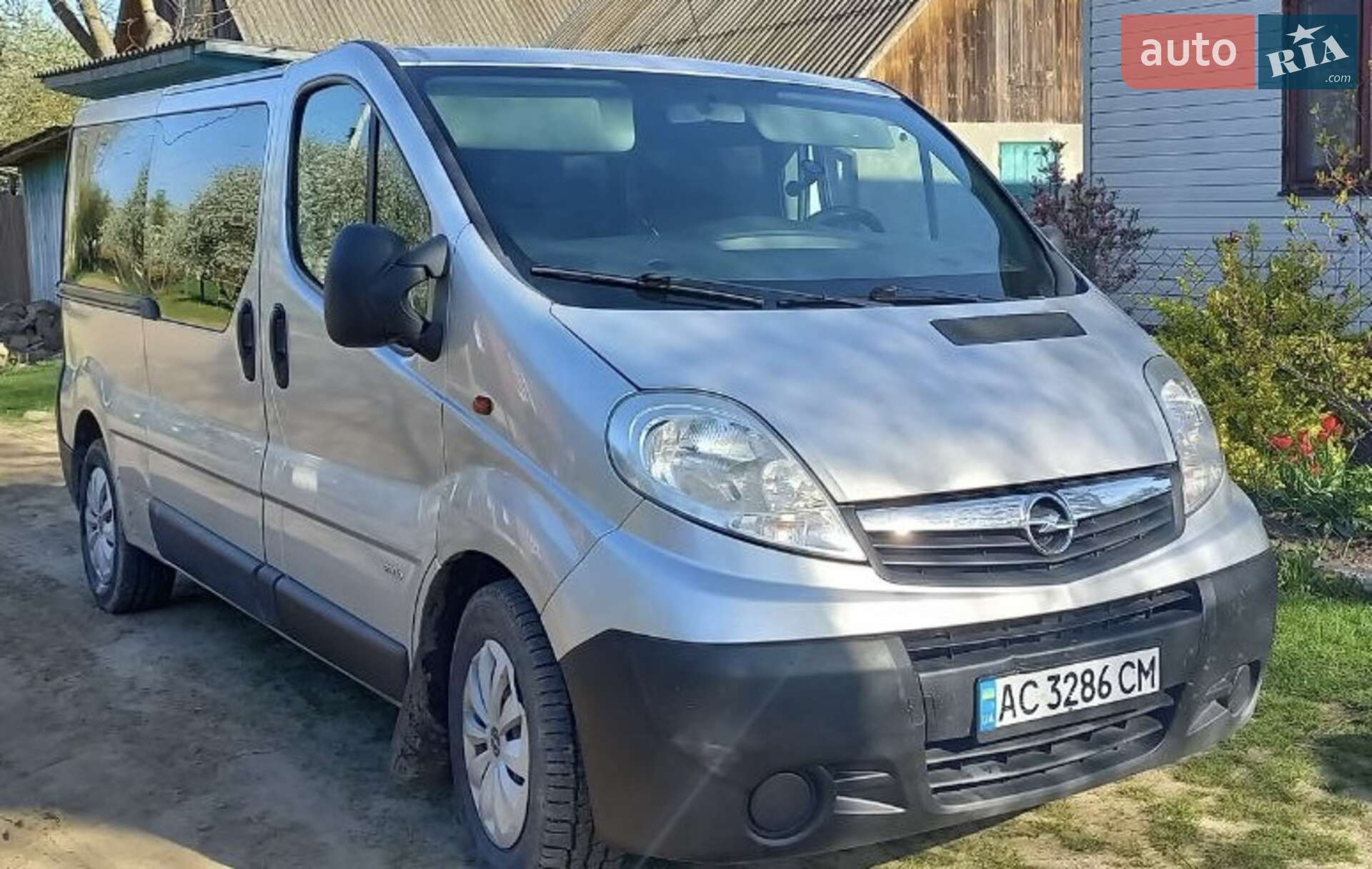 OPEL VIVARO 2013