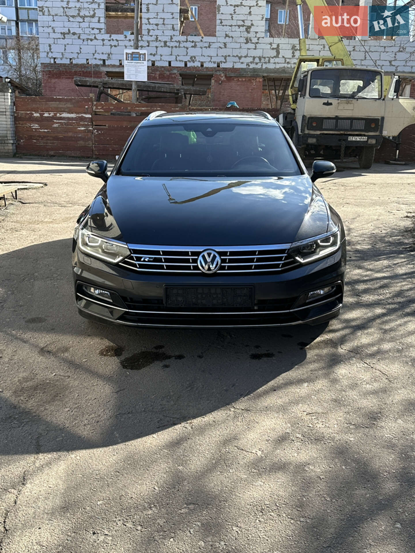 VOLKSWAGEN PASSAT 2019