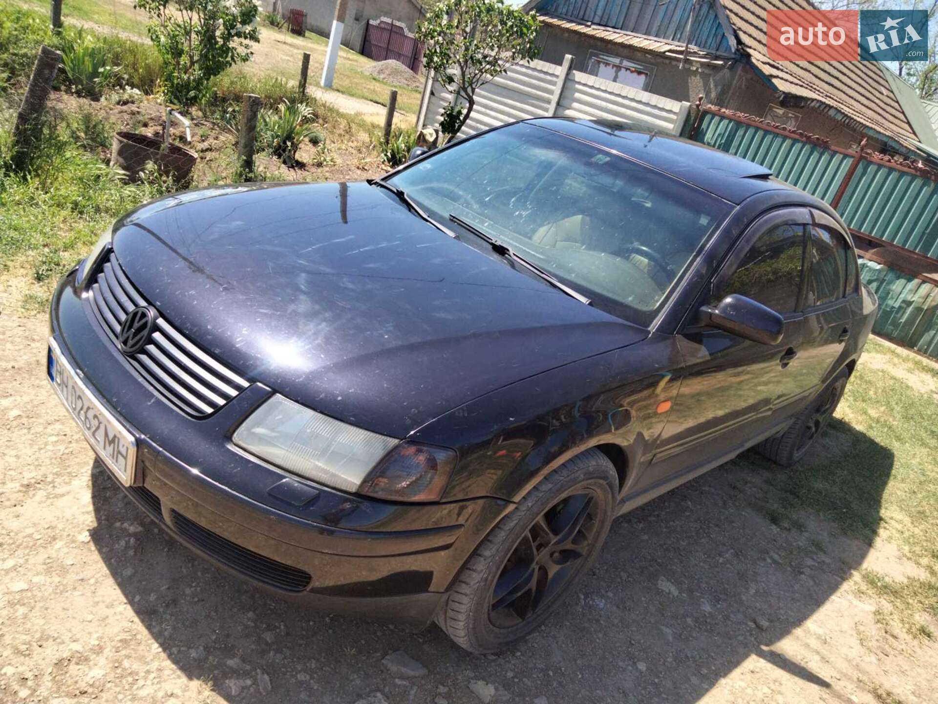 VOLKSWAGEN PASSAT 1997