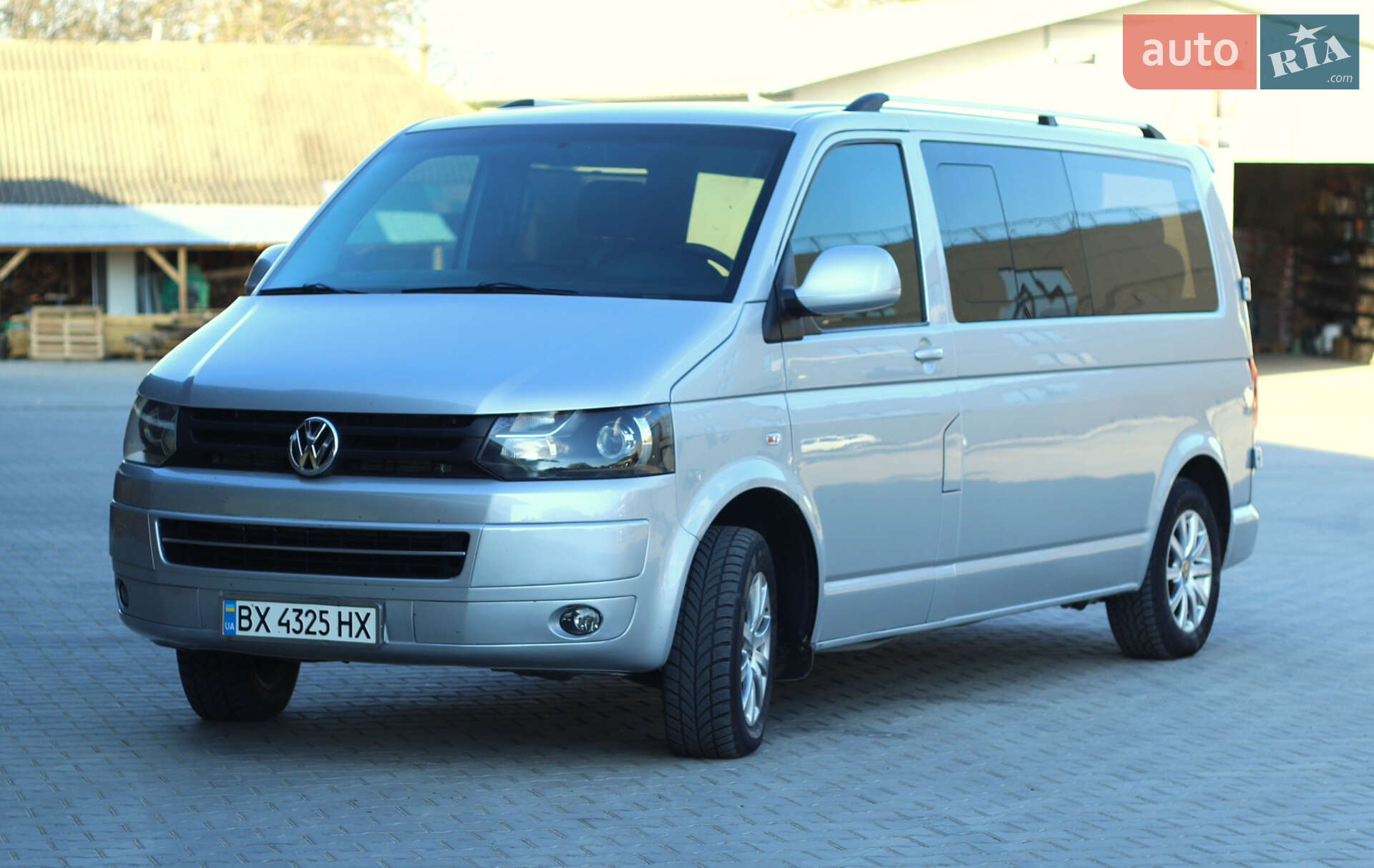 VOLKSWAGEN TRANSPORTER 2010
