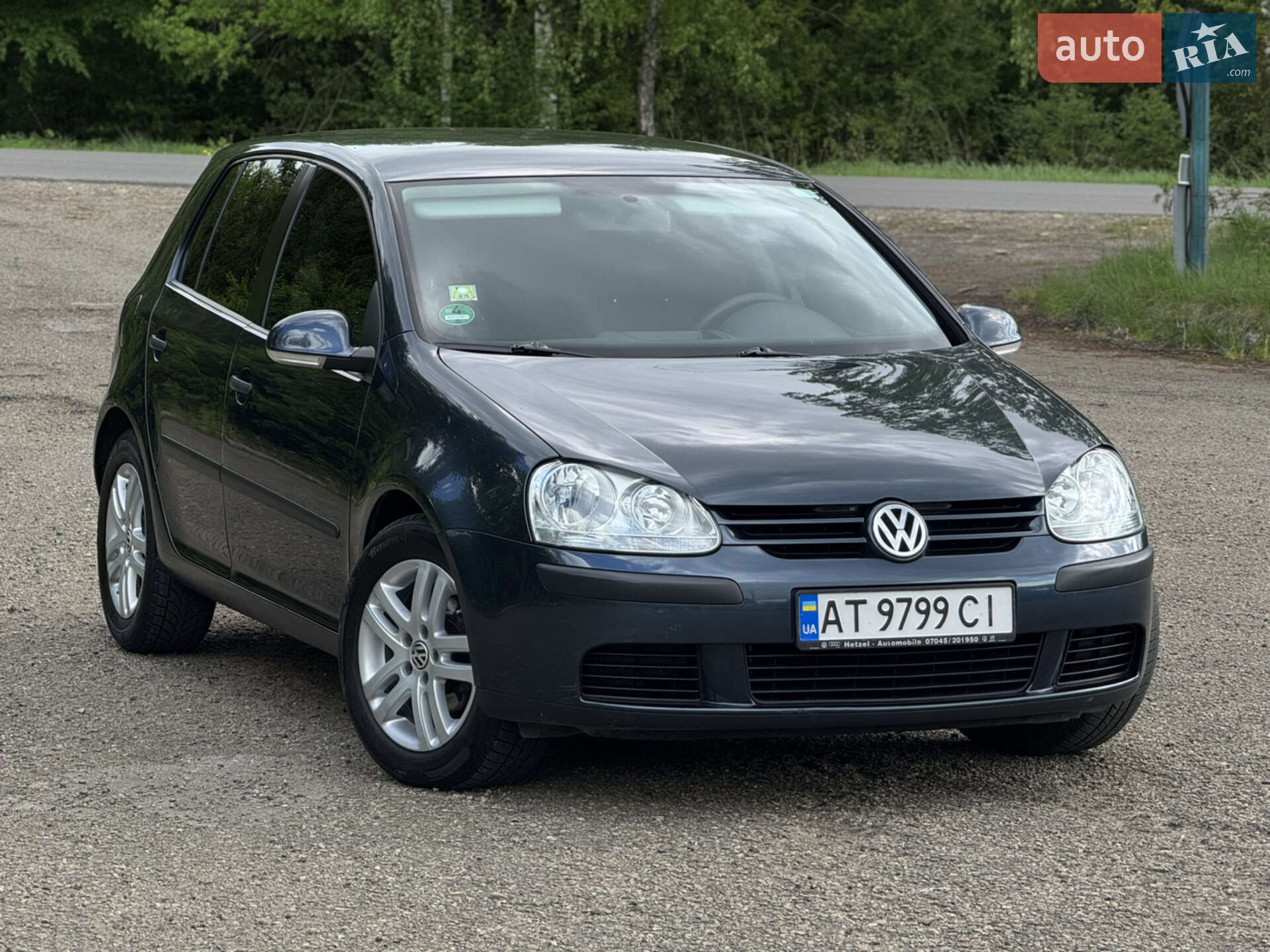 VOLKSWAGEN GOLF 2004
