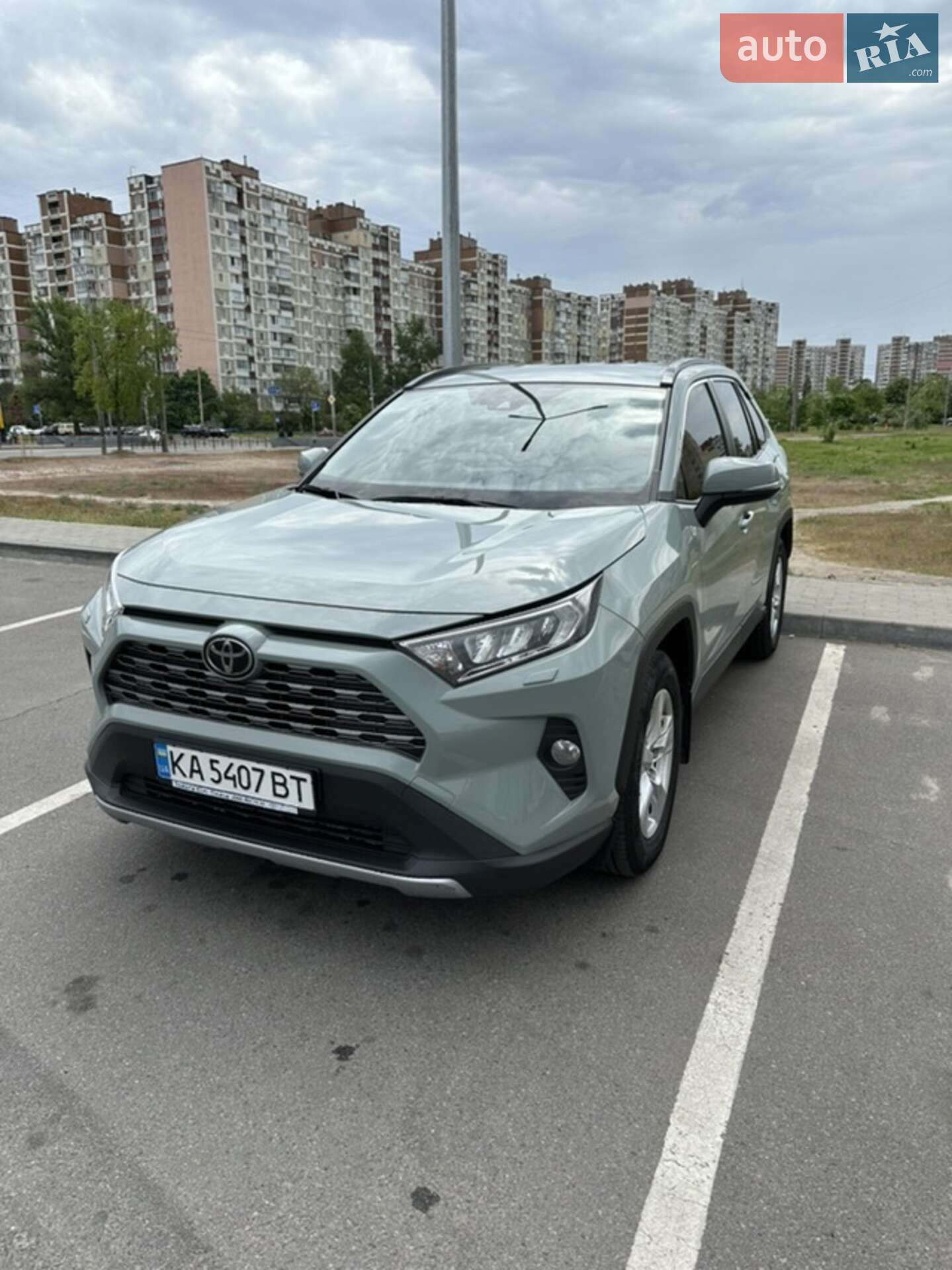 TOYOTA RAV4 2020