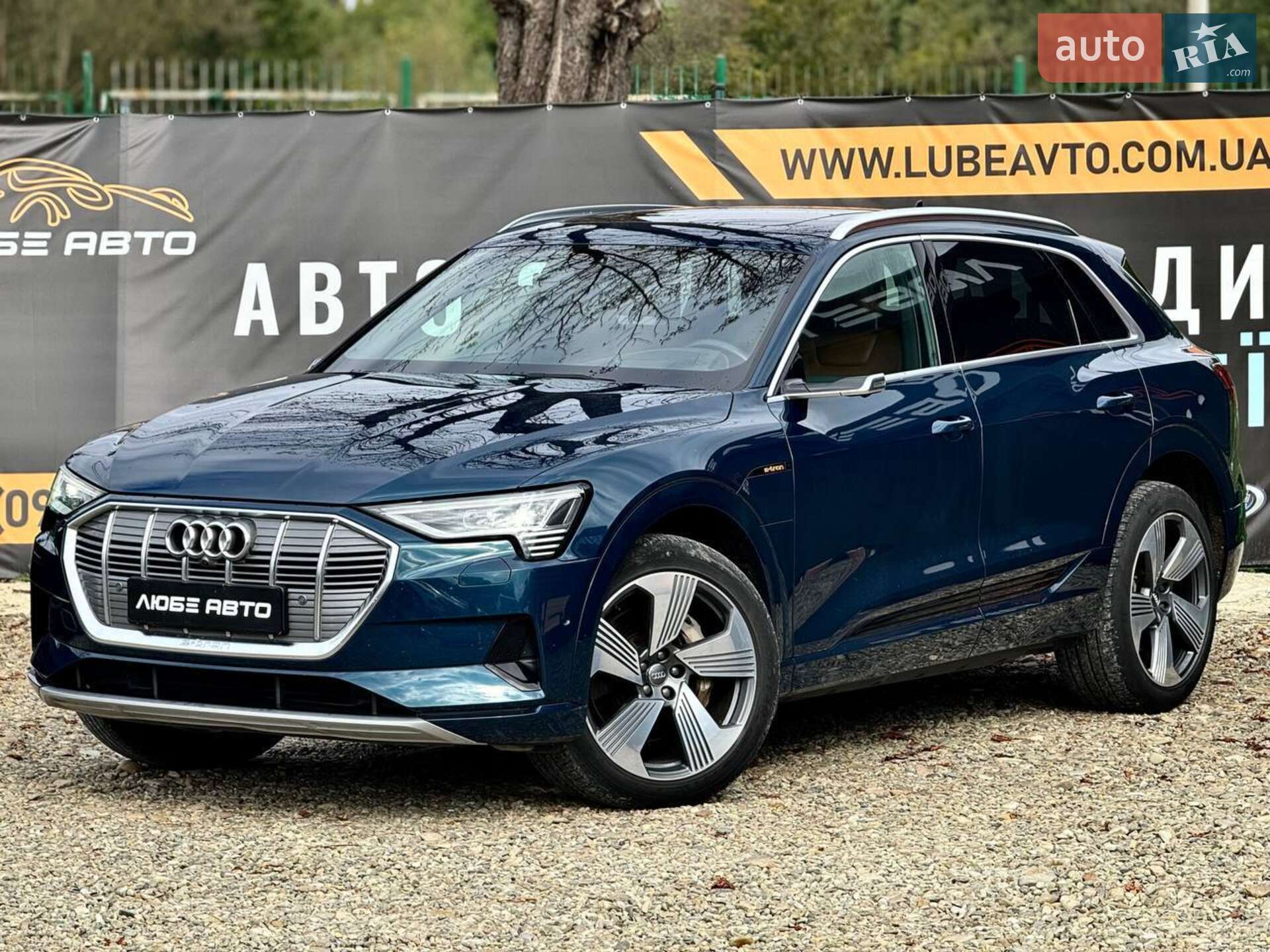 Audi e-tron 2019