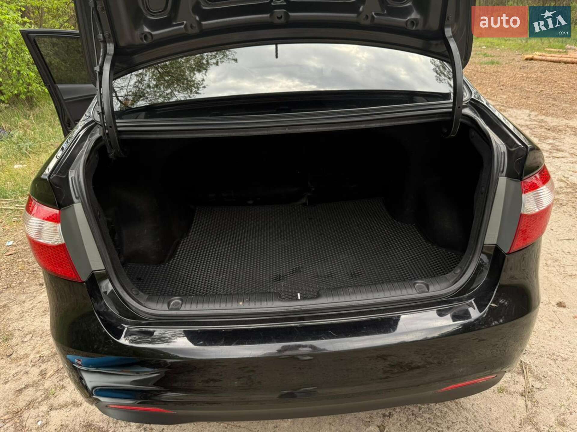 KIA RIO 2012