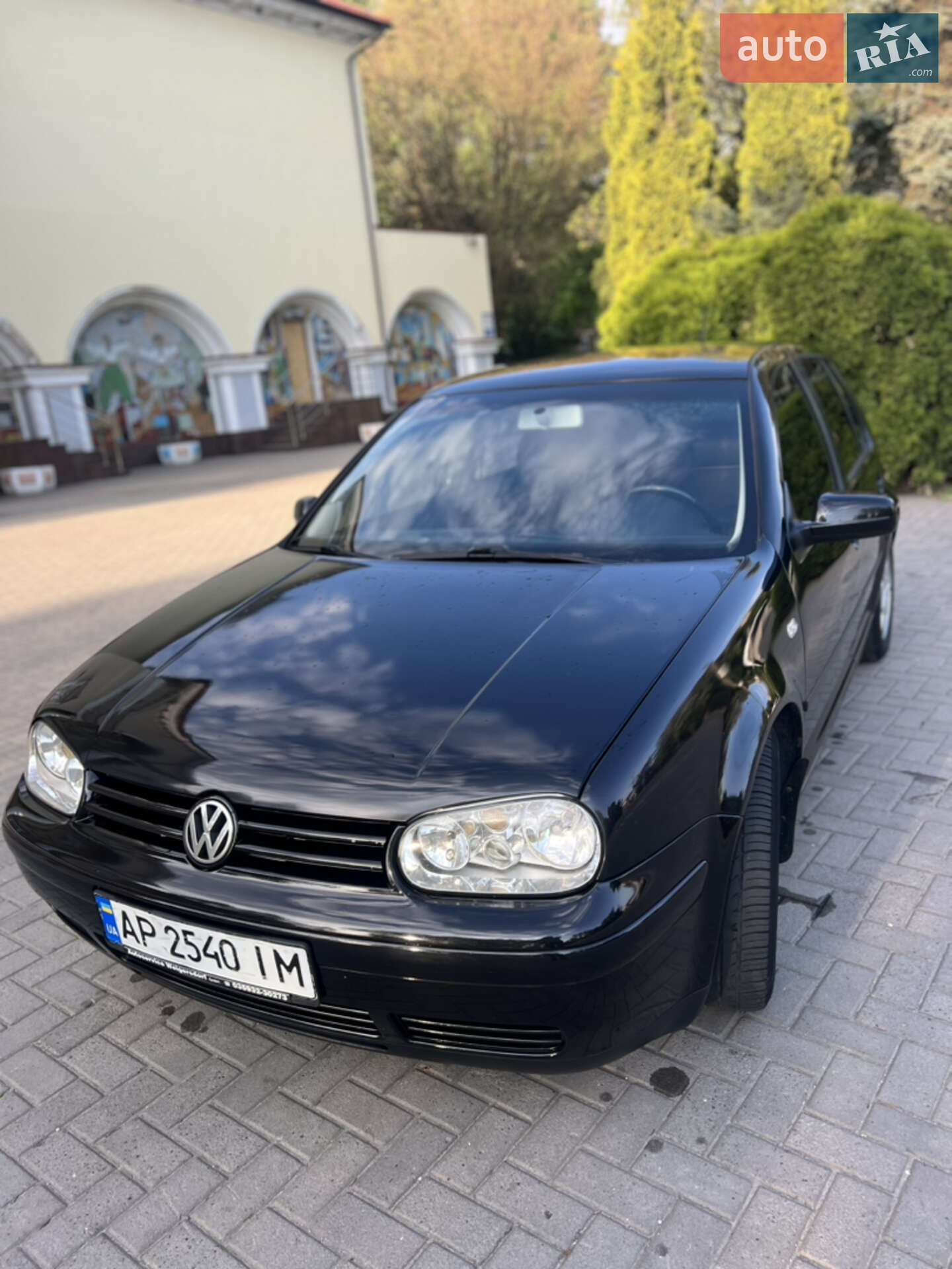 VOLKSWAGEN GOLF 2002