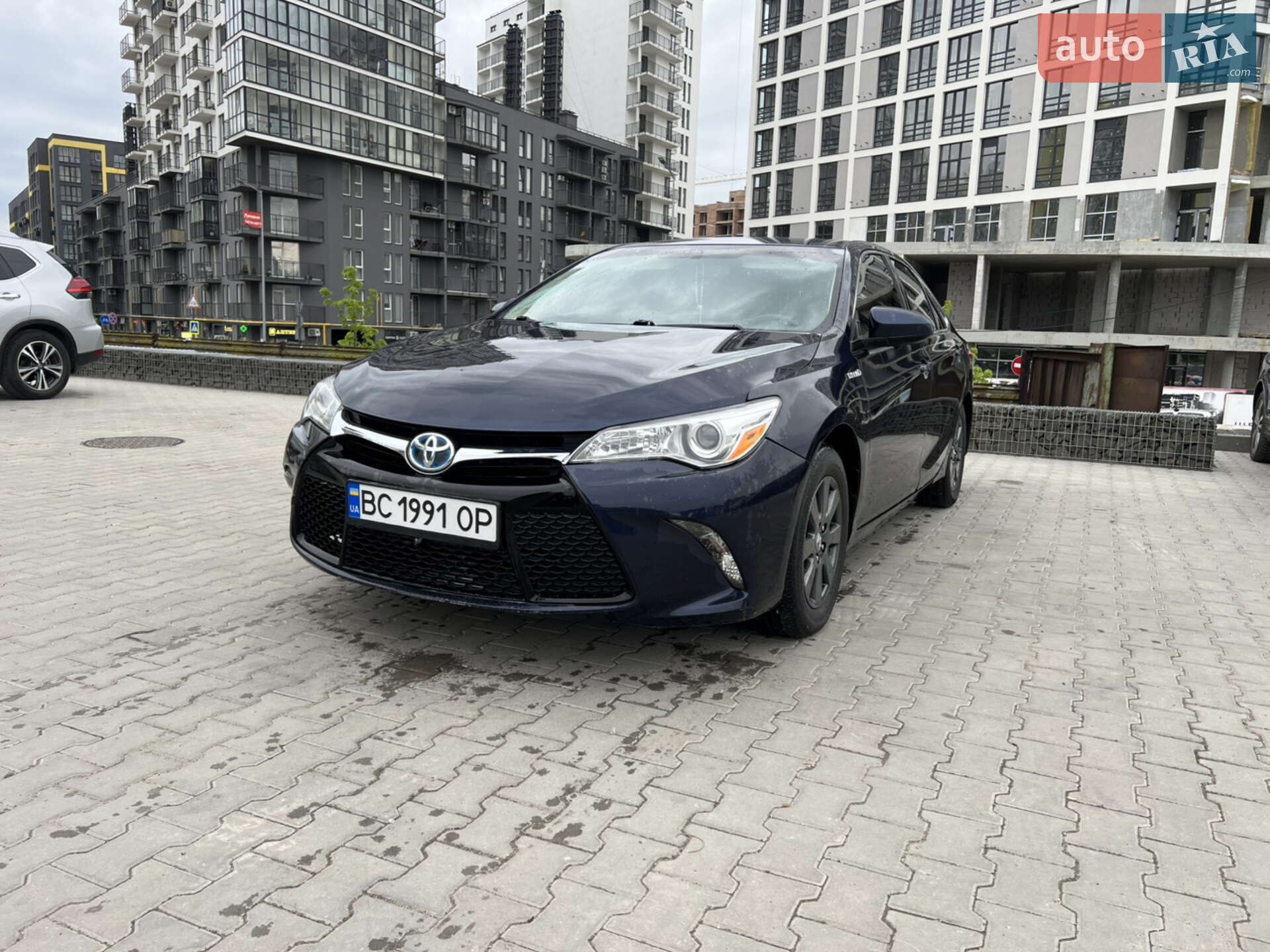 TOYOTA CAMRY