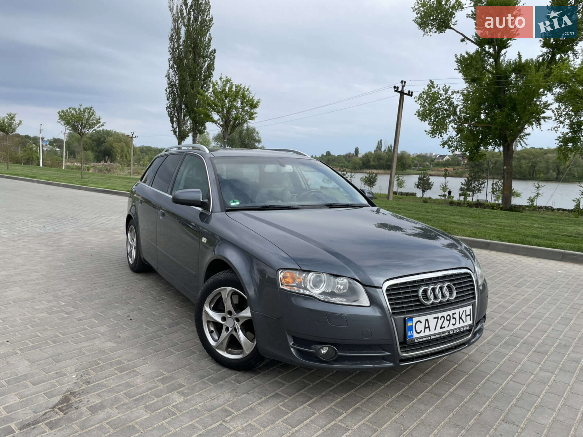 AUDI A4 2005