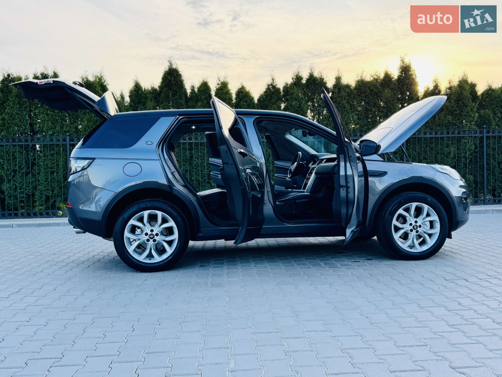 LAND ROVER DISCOVERY SPORT 2015