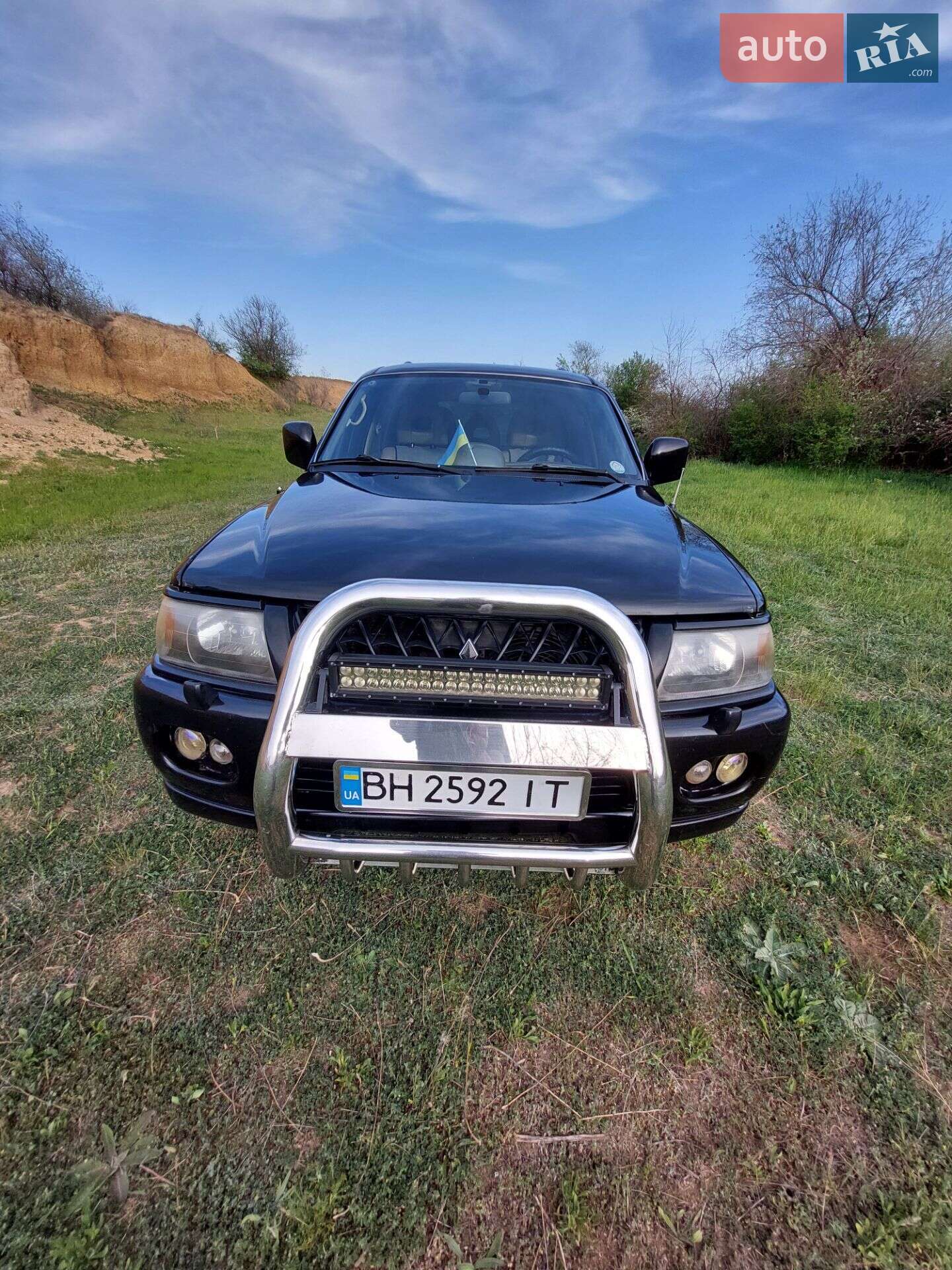 MITSUBISHI PAJERO 2001