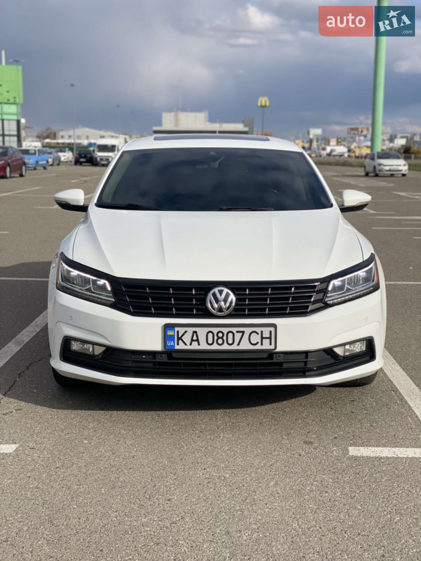 VOLKSWAGEN PASSAT 2017