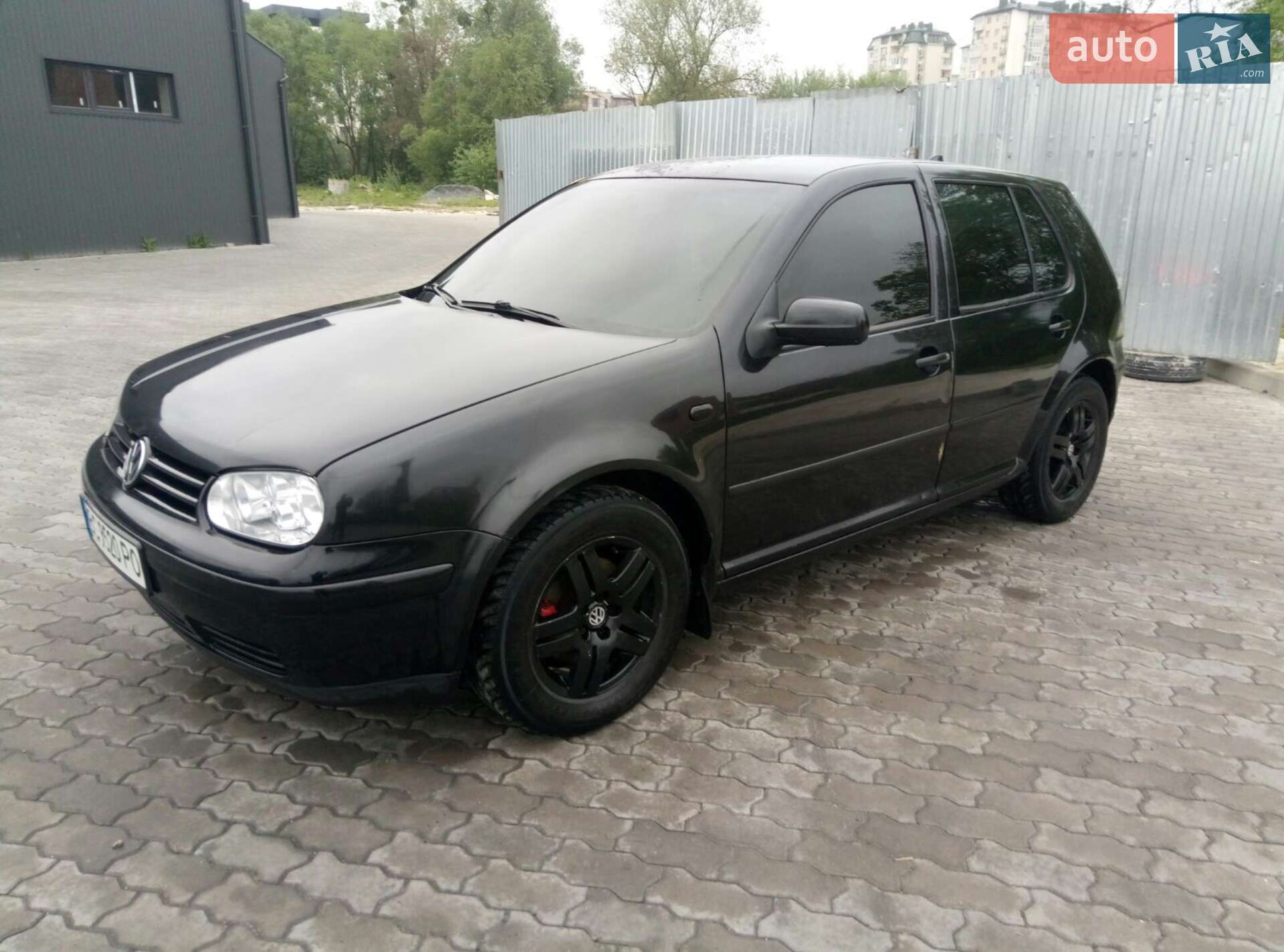 VOLKSWAGEN GOLF 2000