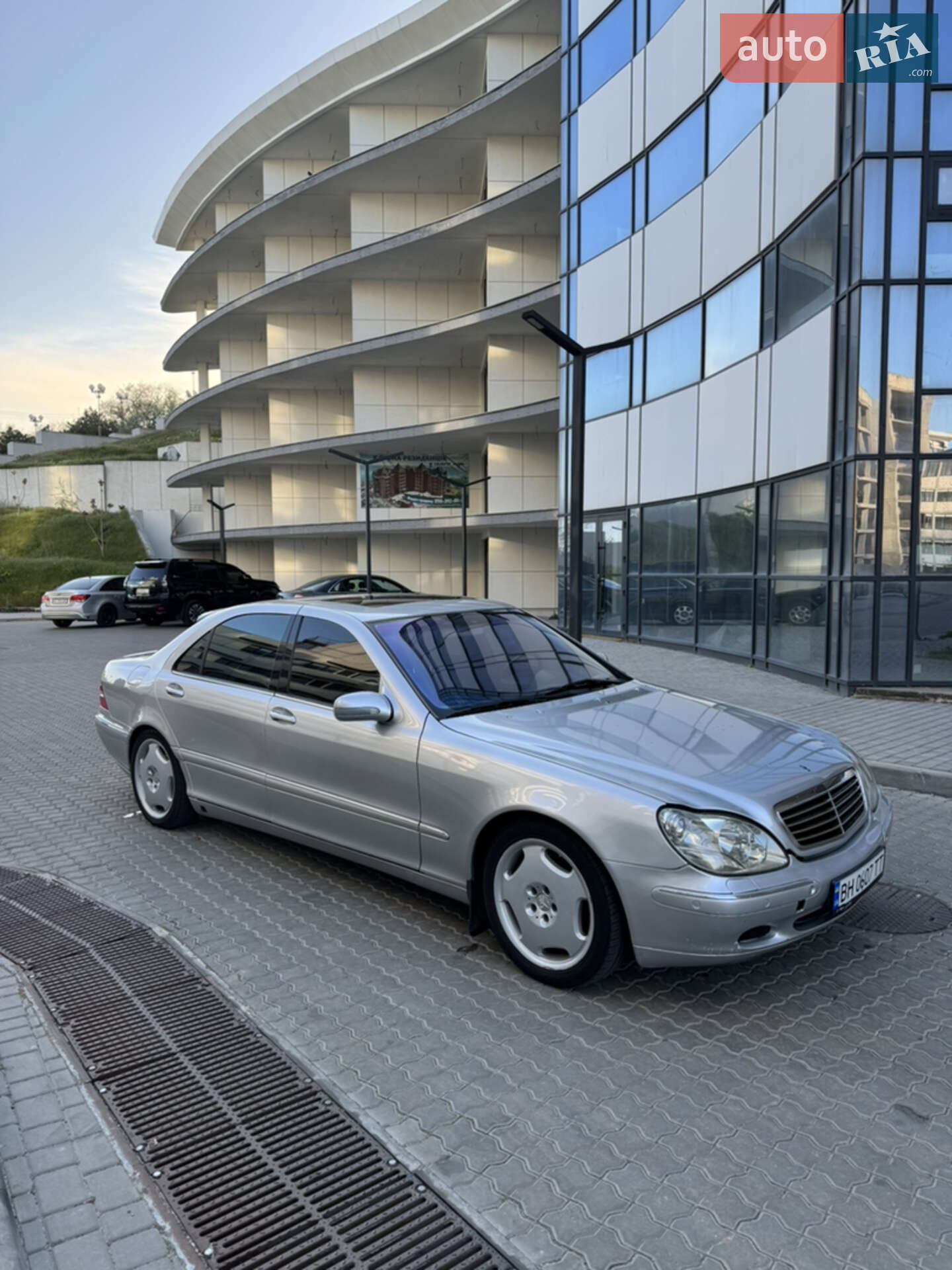 Mercedes-Benz S-Class 1998