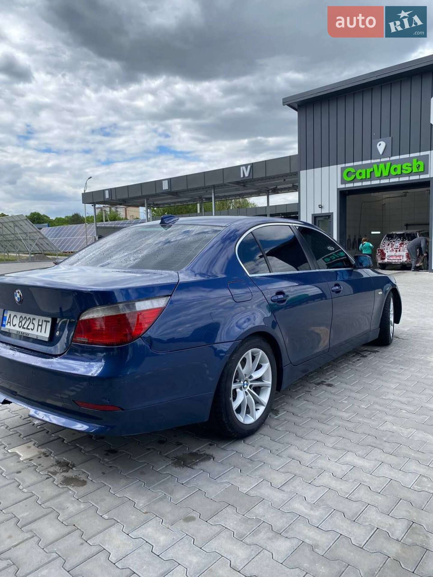 BMW 520I
