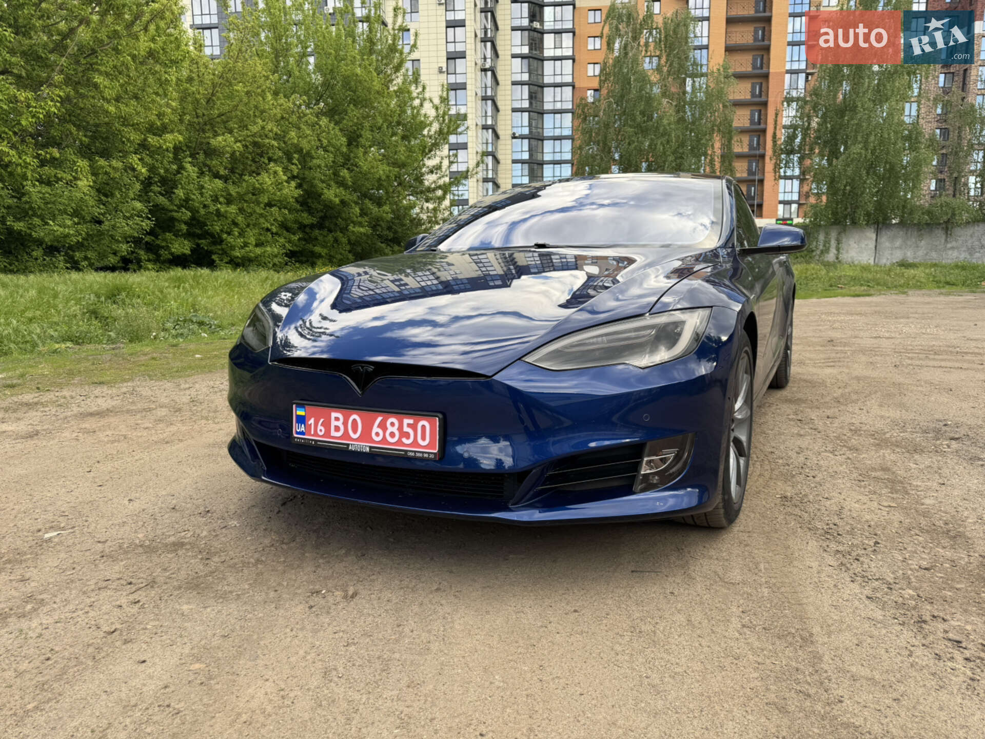 TESLA MODEL S 2016