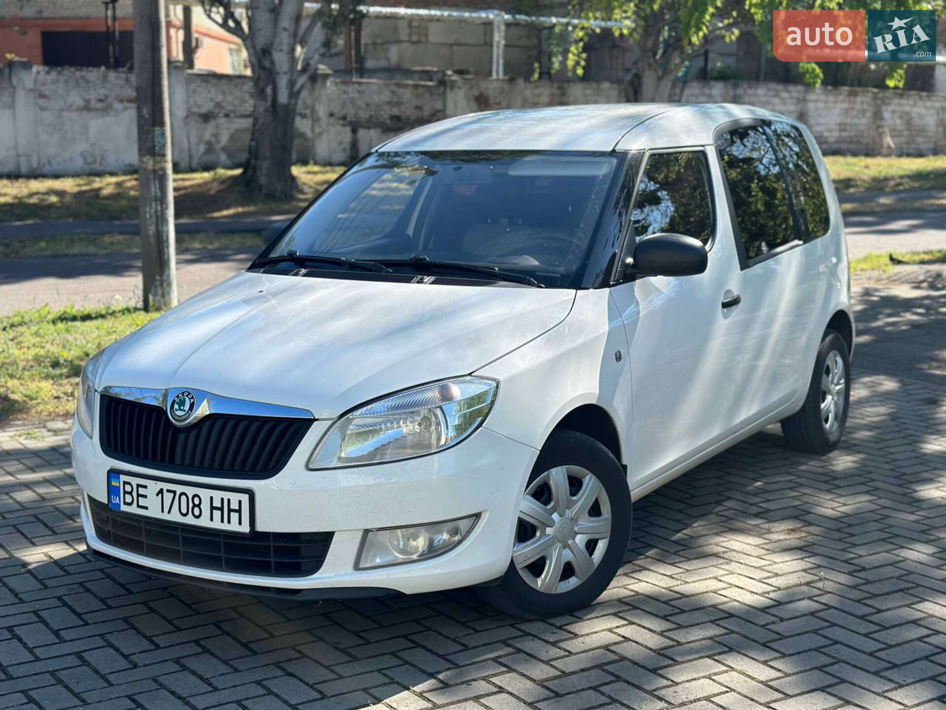 SKODA ROOMSTER 2011