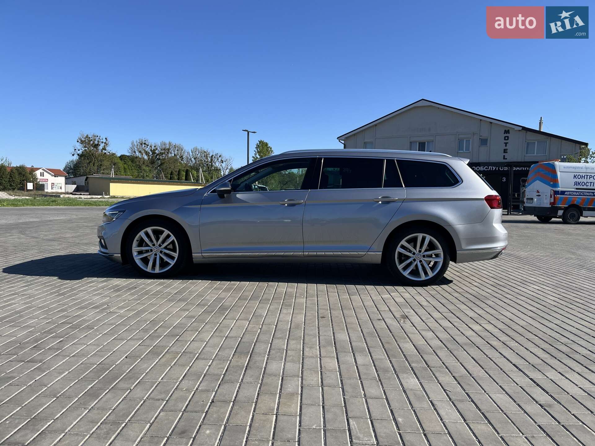 VOLKSWAGEN PASSAT 2019