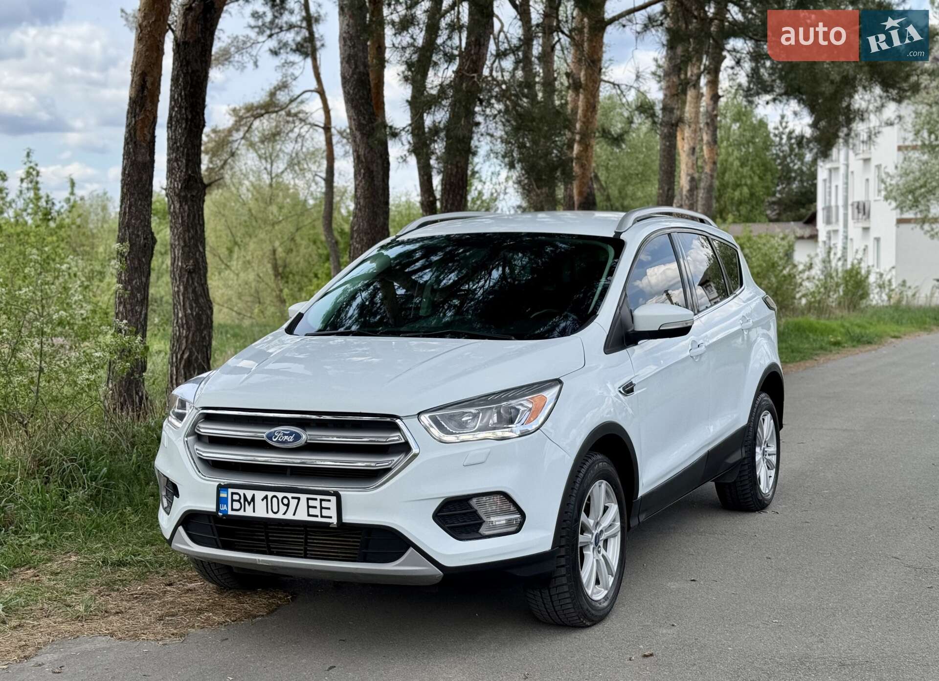 Головне фото звіту автомобіля FORD KUGA 2017