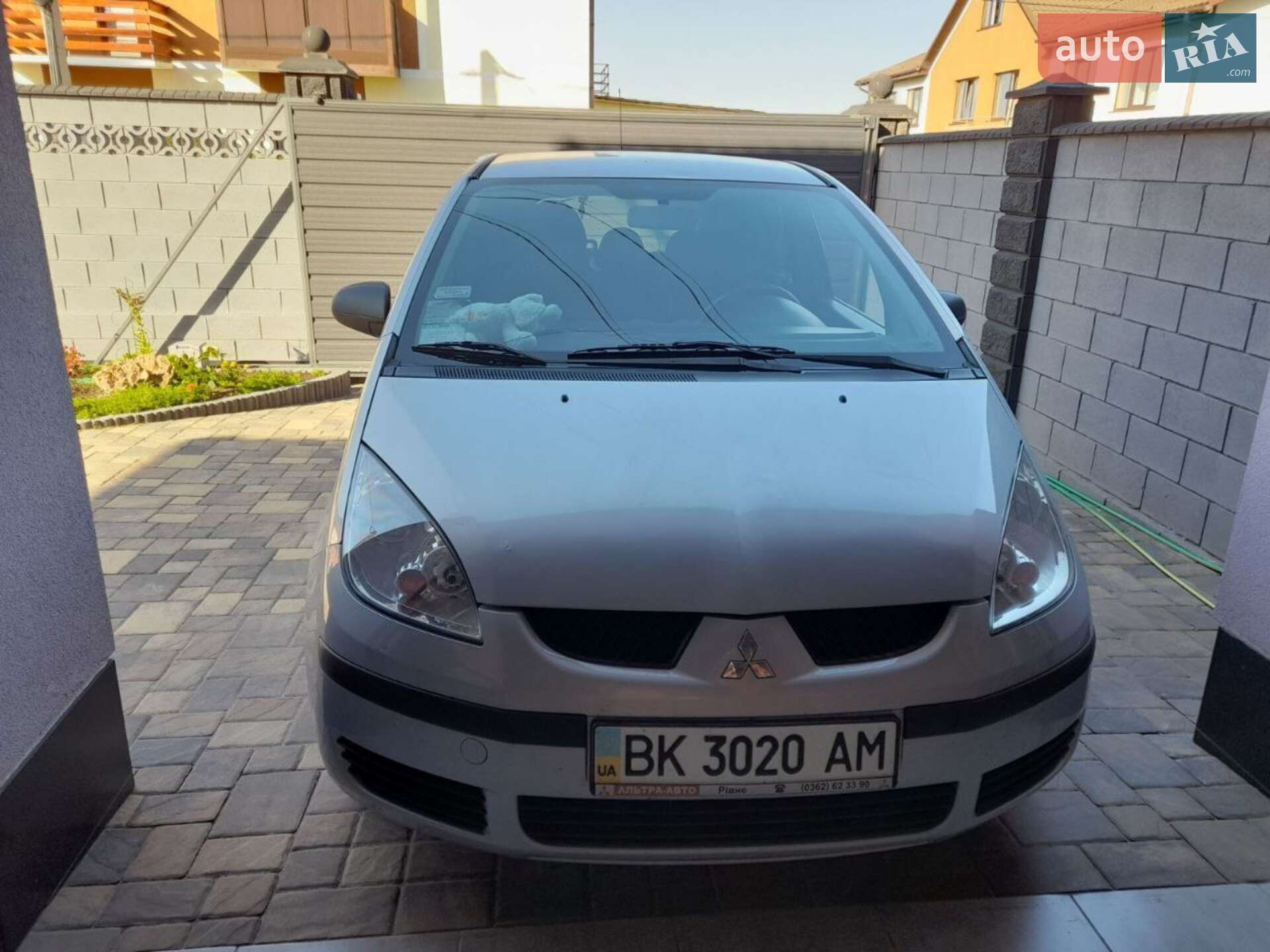 MITSUBISHI COLT 2008