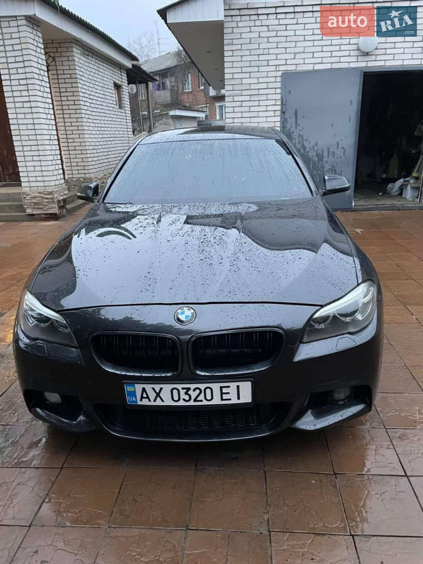 Головне фото звіту автомобіля BMW 528XI 2014