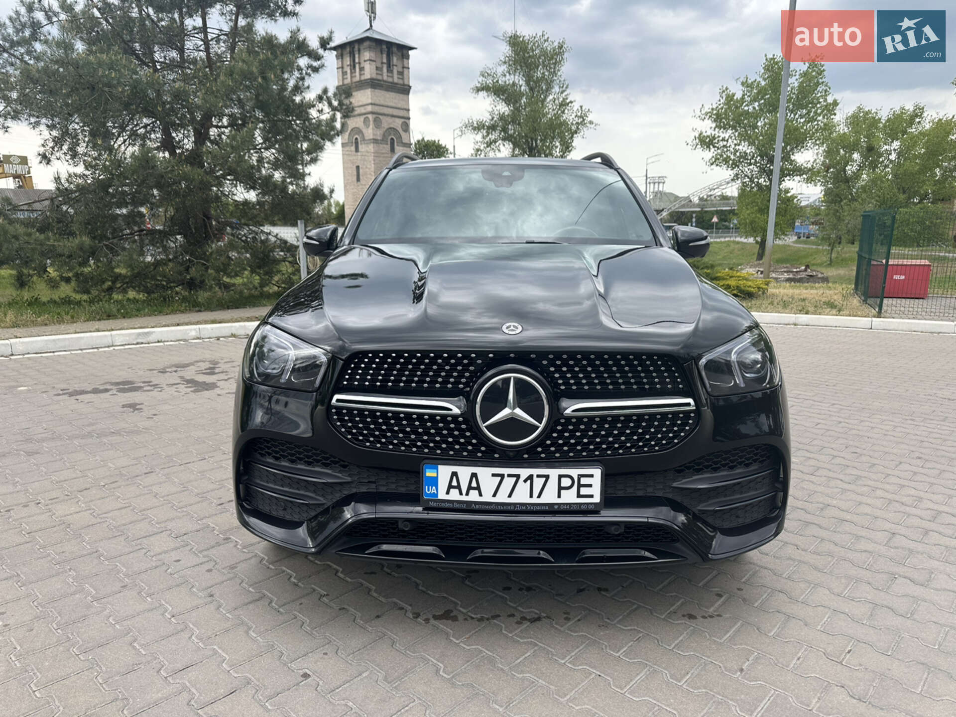 MERCEDES-BENZ GLE 400D