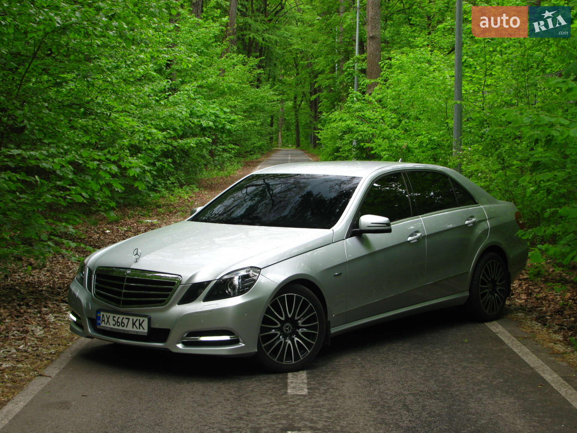 MERCEDES-BENZ E 220 D 2011