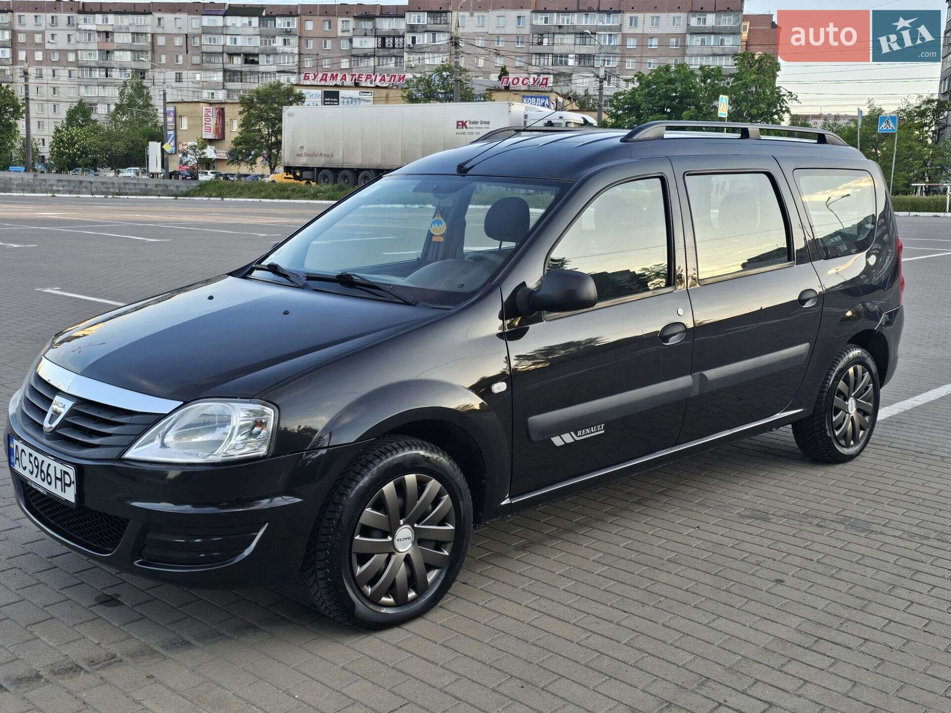 DACIA LOGAN 2012