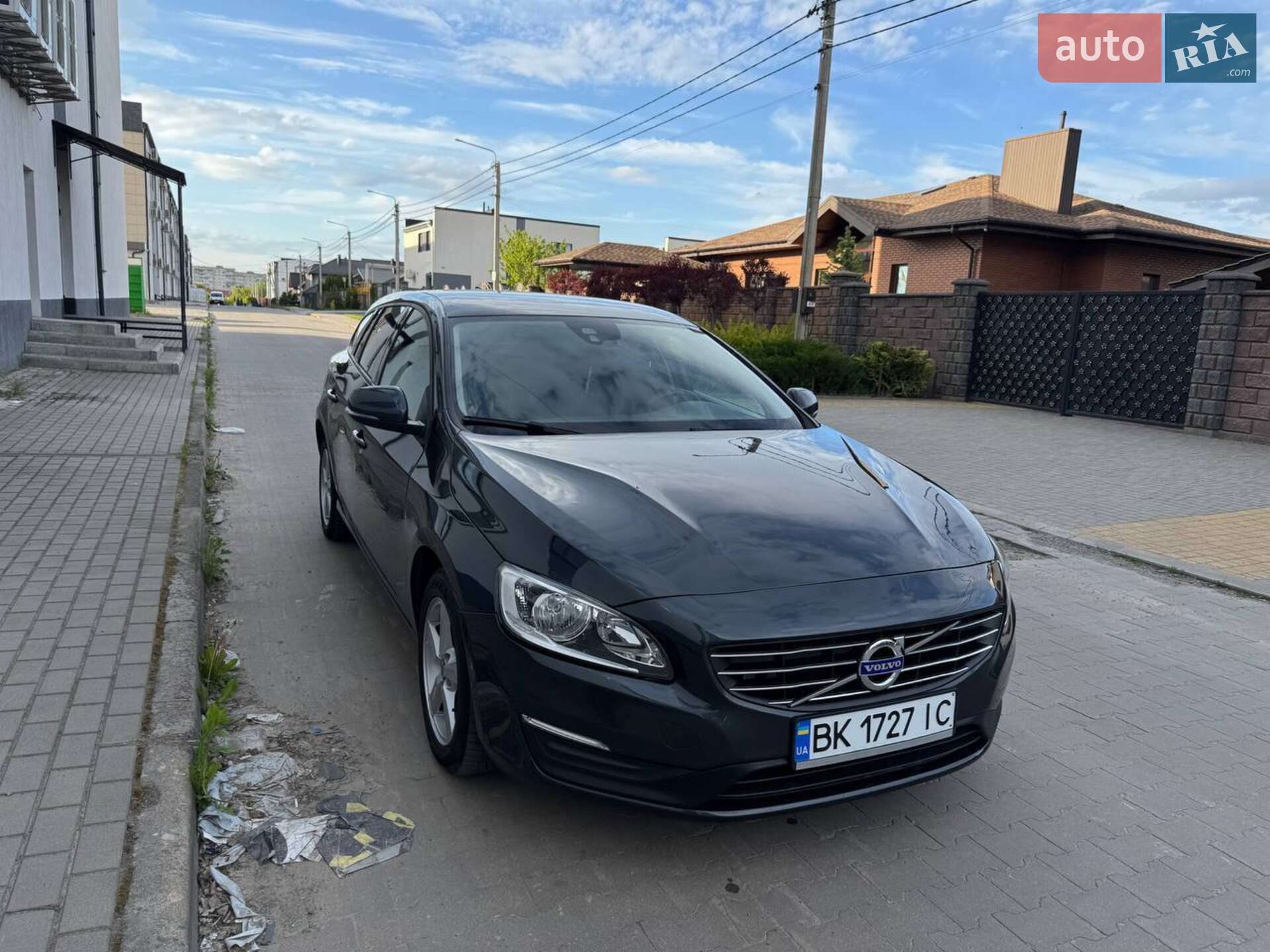VOLVO V60 2013