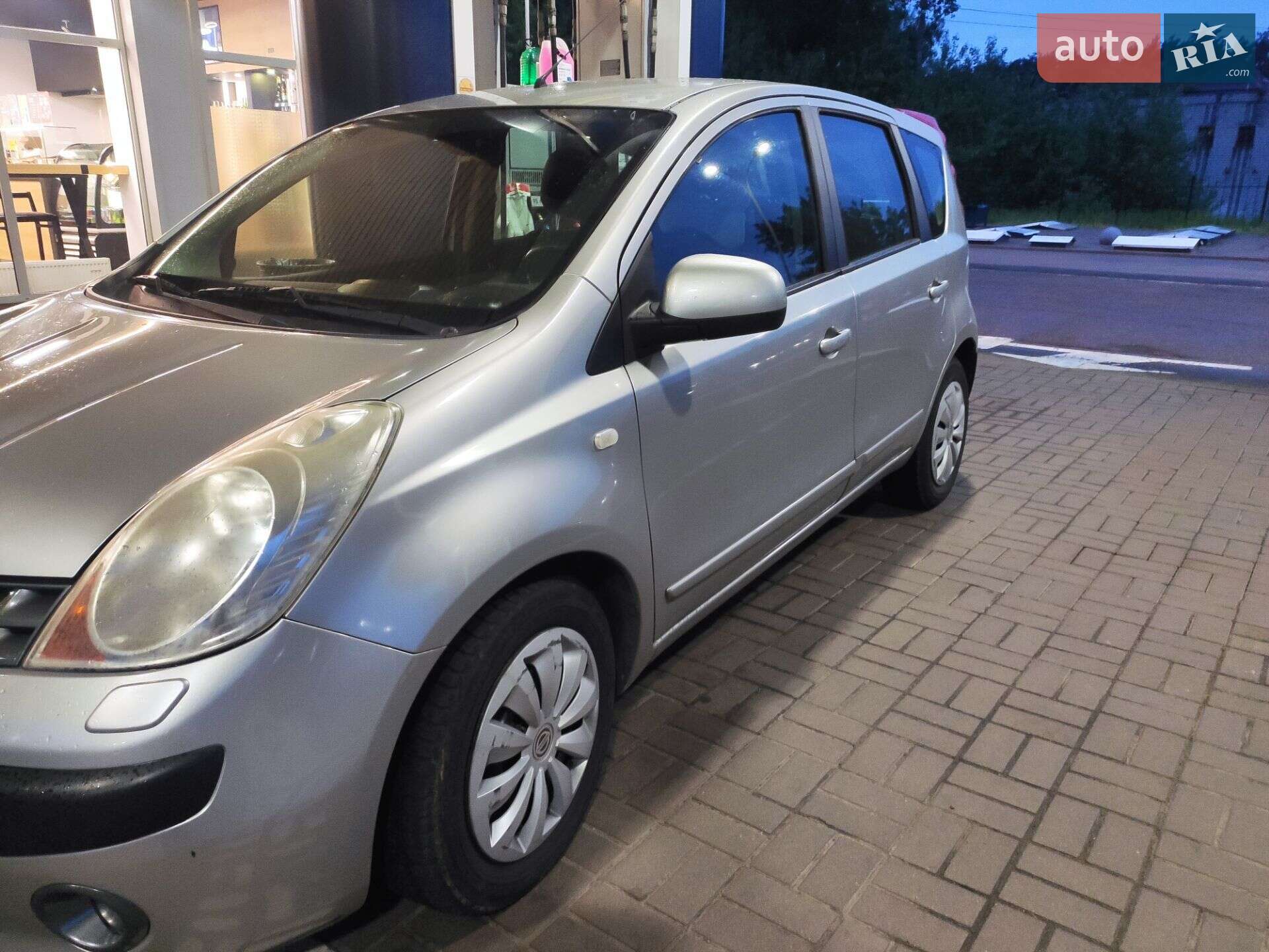 Головне фото звіту автомобіля NISSAN NOTE 2006