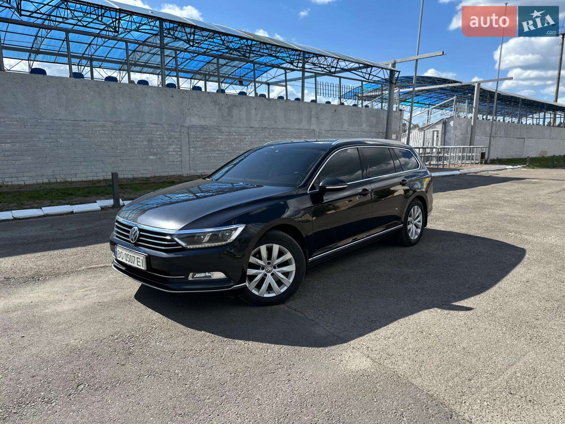 VOLKSWAGEN PASSAT 2015