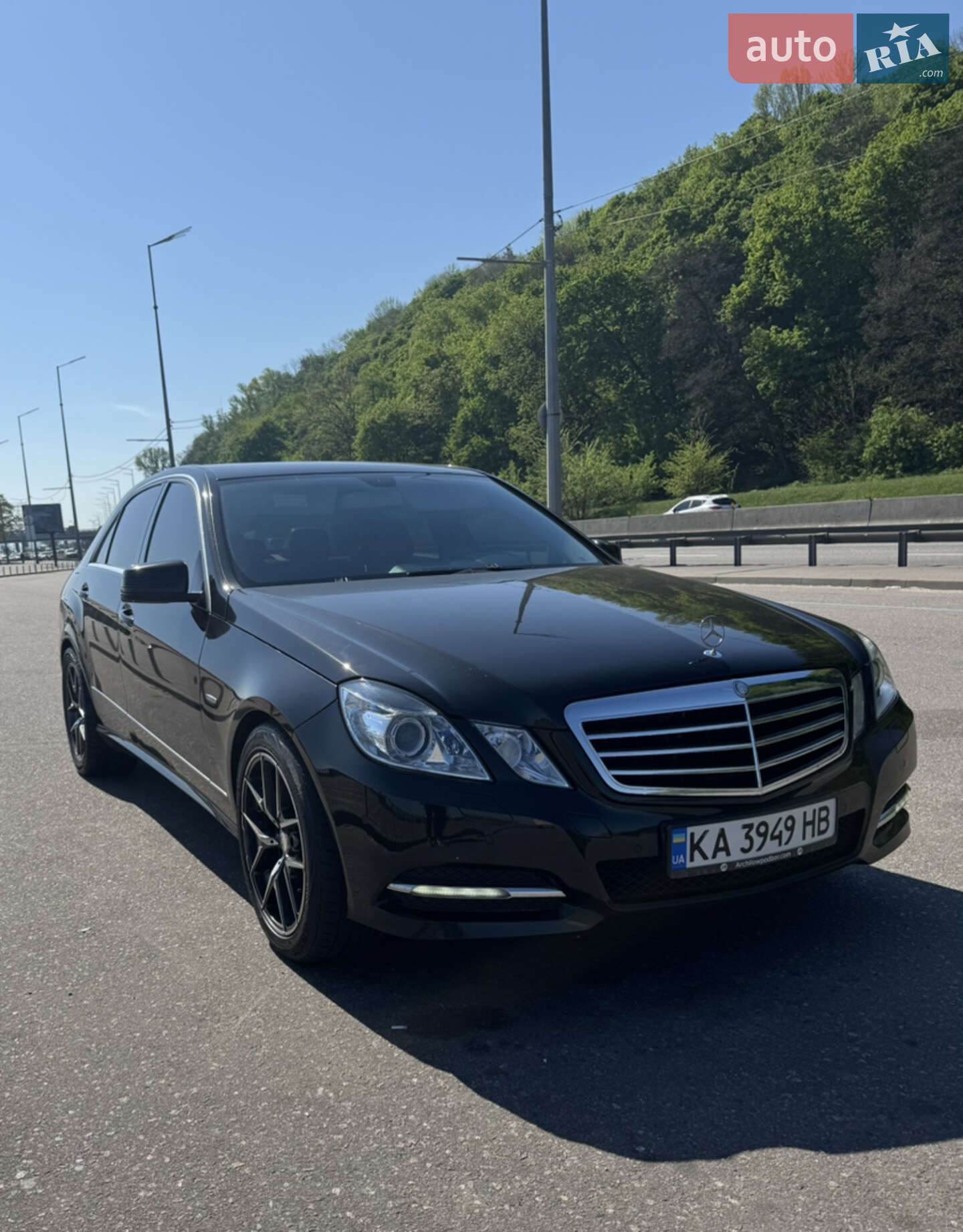 MERCEDES-BENZ E 220 CDI