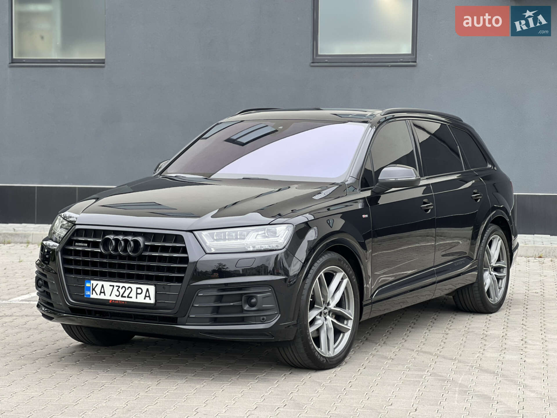 AUDI Q7