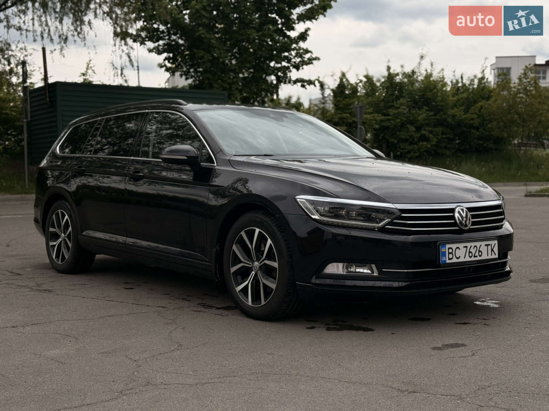 VOLKSWAGEN PASSAT 2019