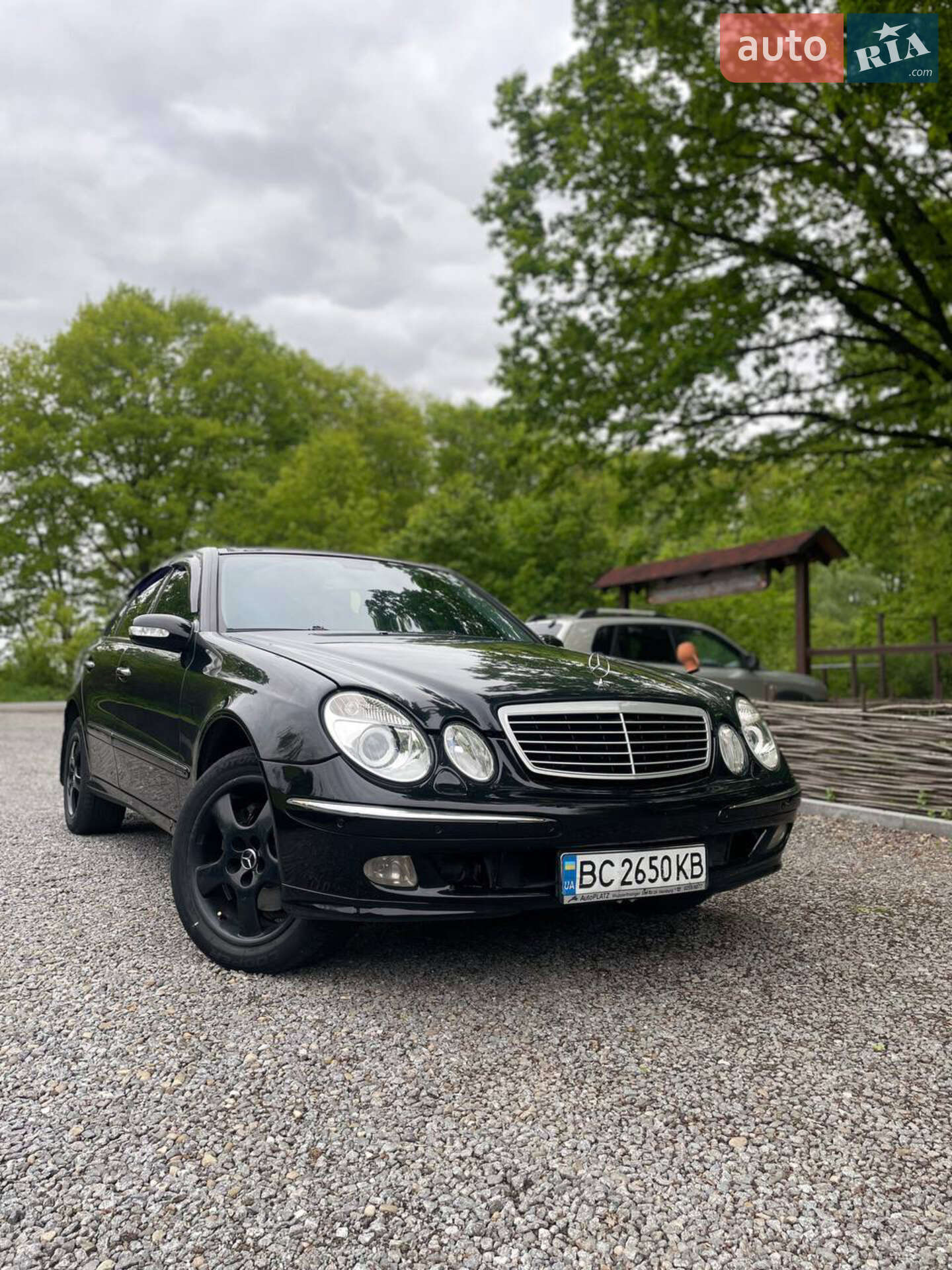 MERCEDES-BENZ E 320 2004