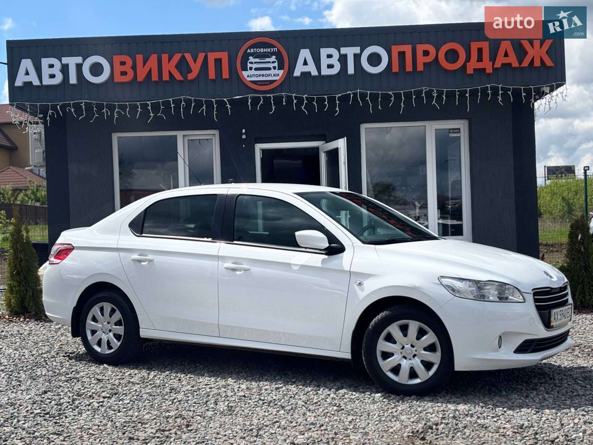 PEUGEOT 301 2013