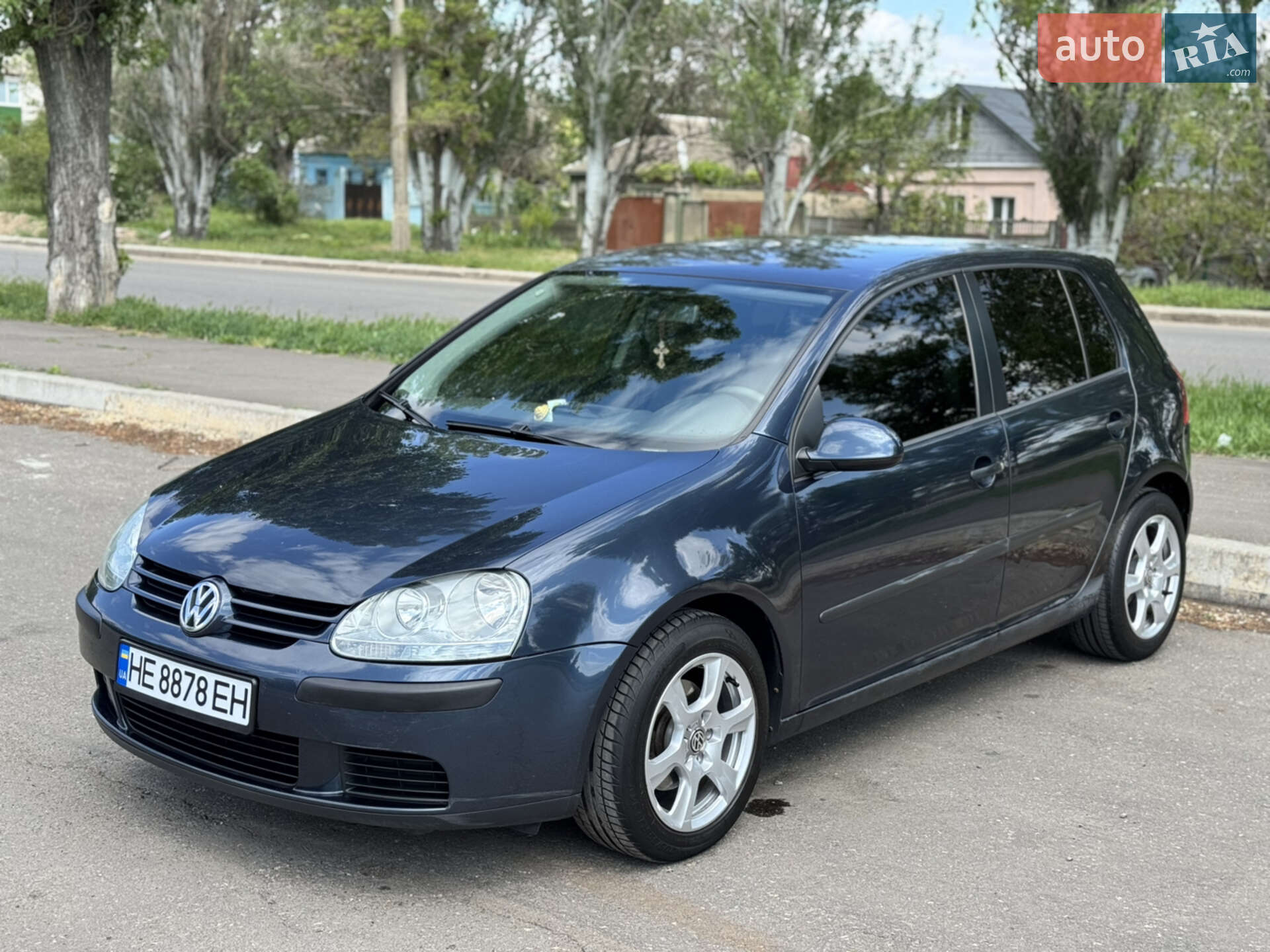 VOLKSWAGEN GOLF 2005