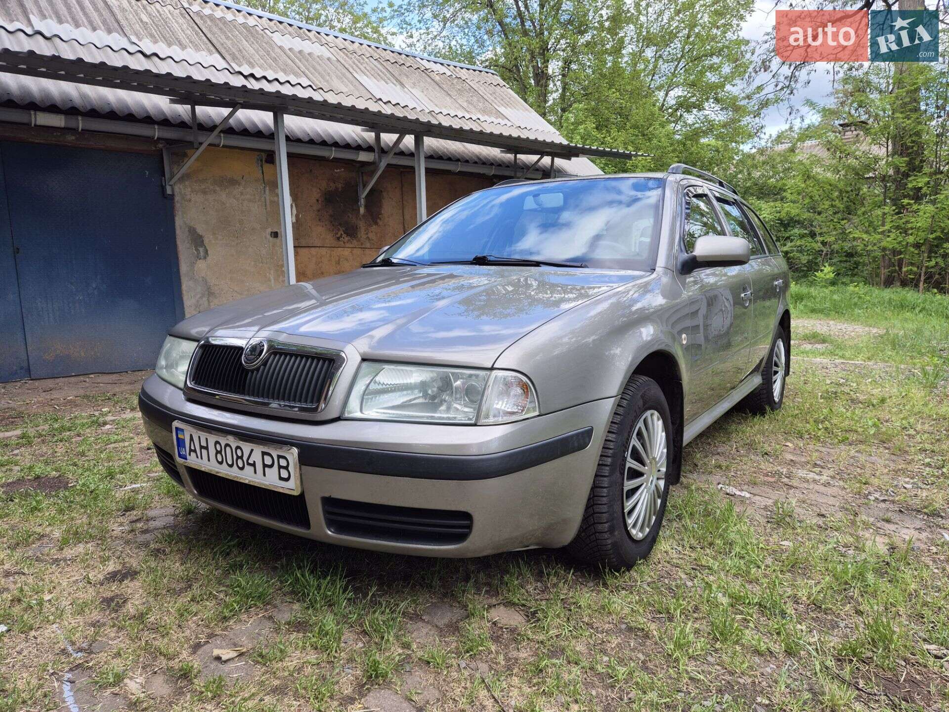 SKODA OCTAVIA TOUR 2006