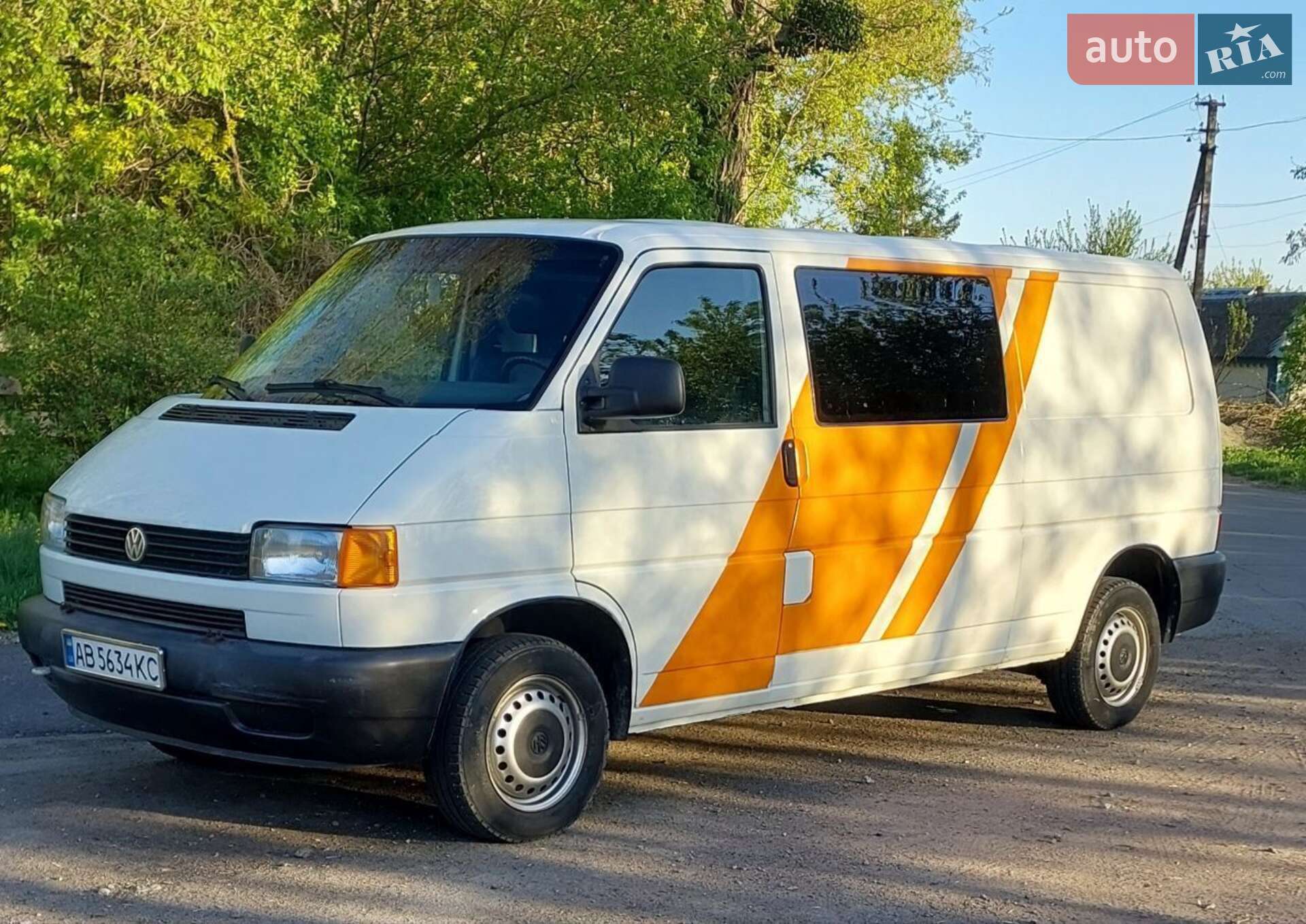 VOLKSWAGEN TRANSPORTER 2002