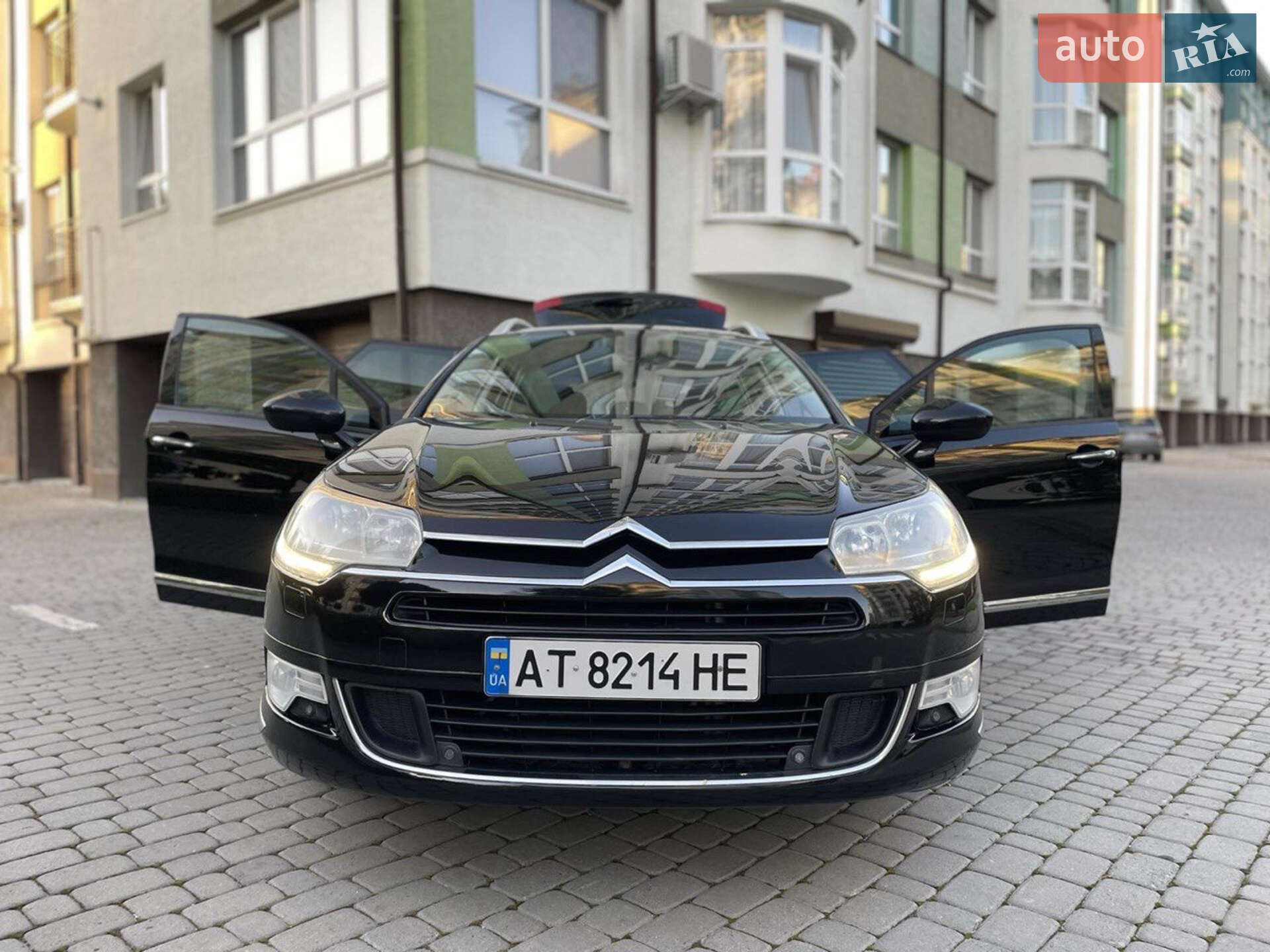 Головне фото звіту автомобіля CITROEN C5 2011
