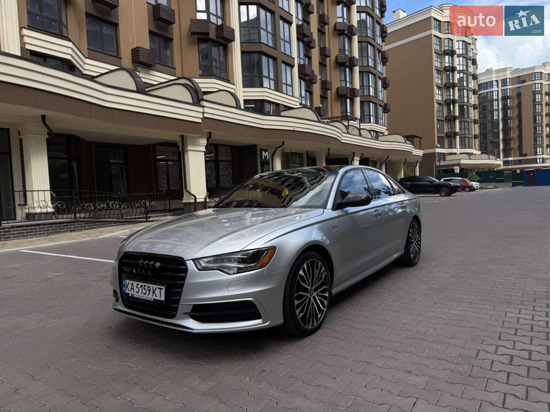 AUDI A6