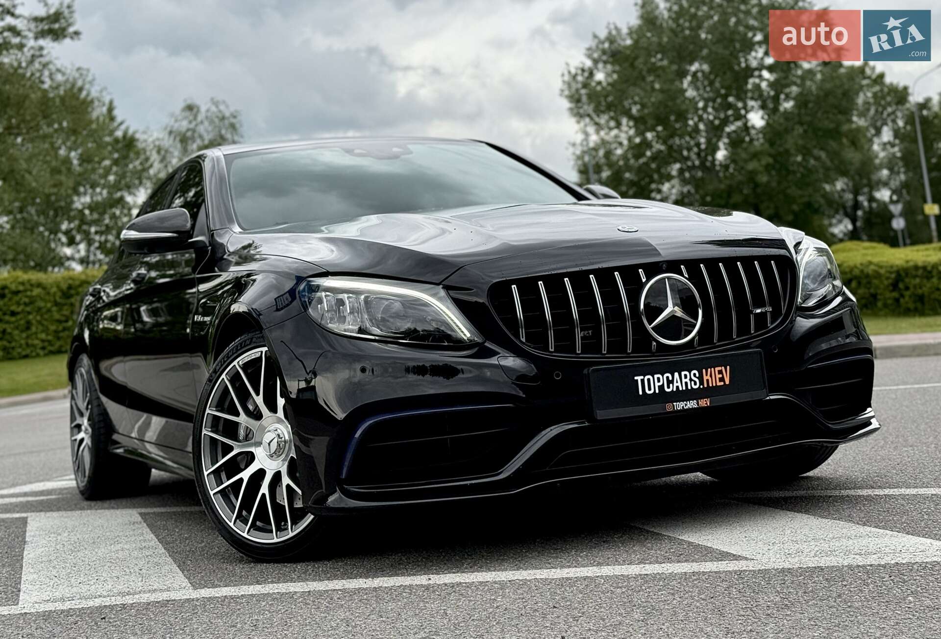 MERCEDES-BENZ C 63 2019