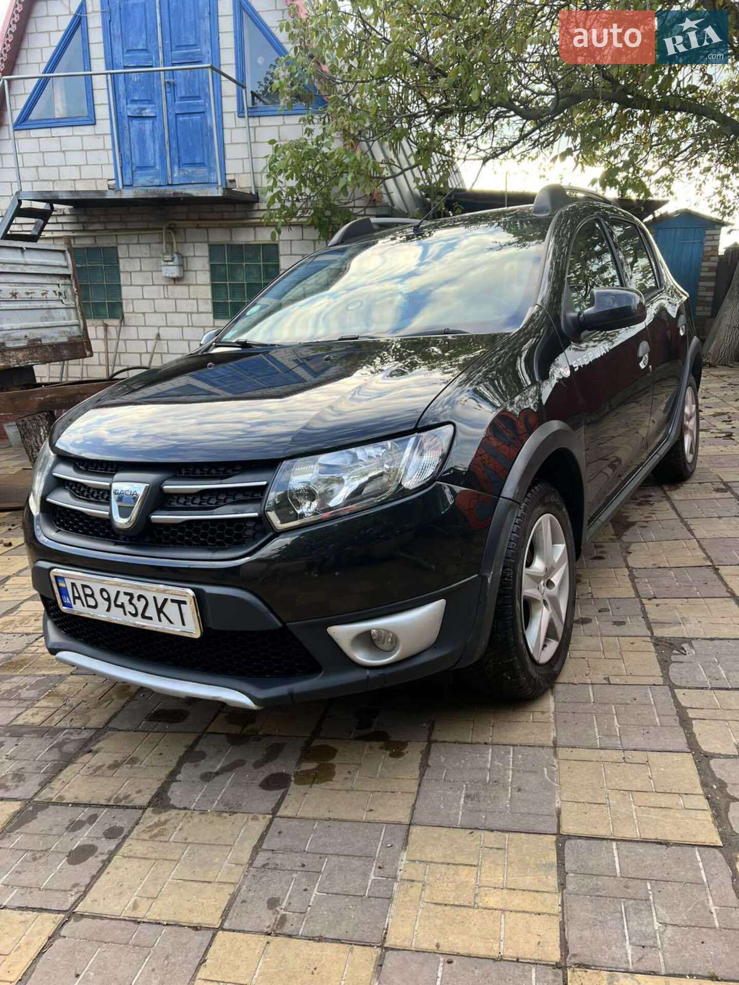 DACIA SANDERO 2015