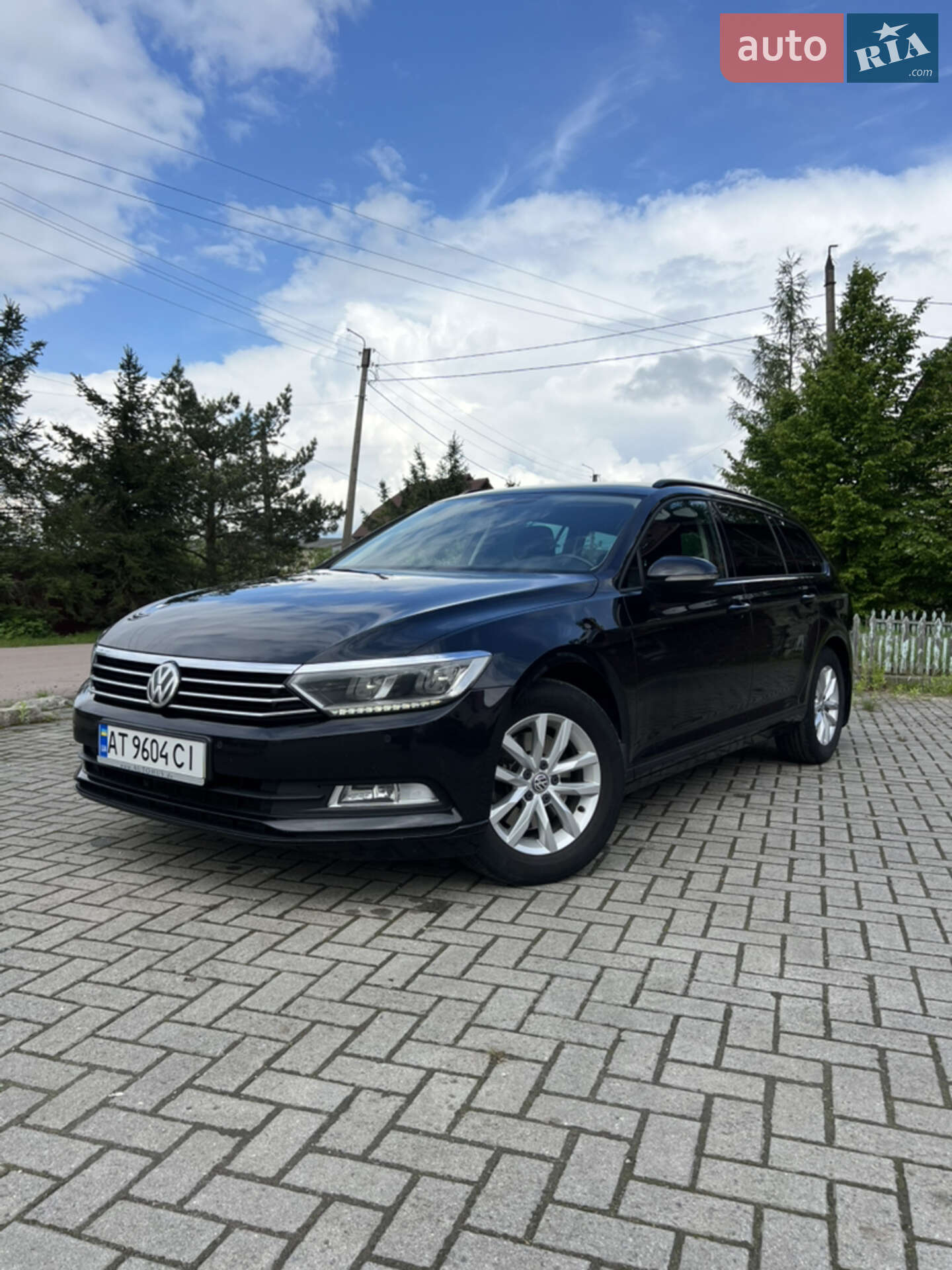 VOLKSWAGEN PASSAT 2016