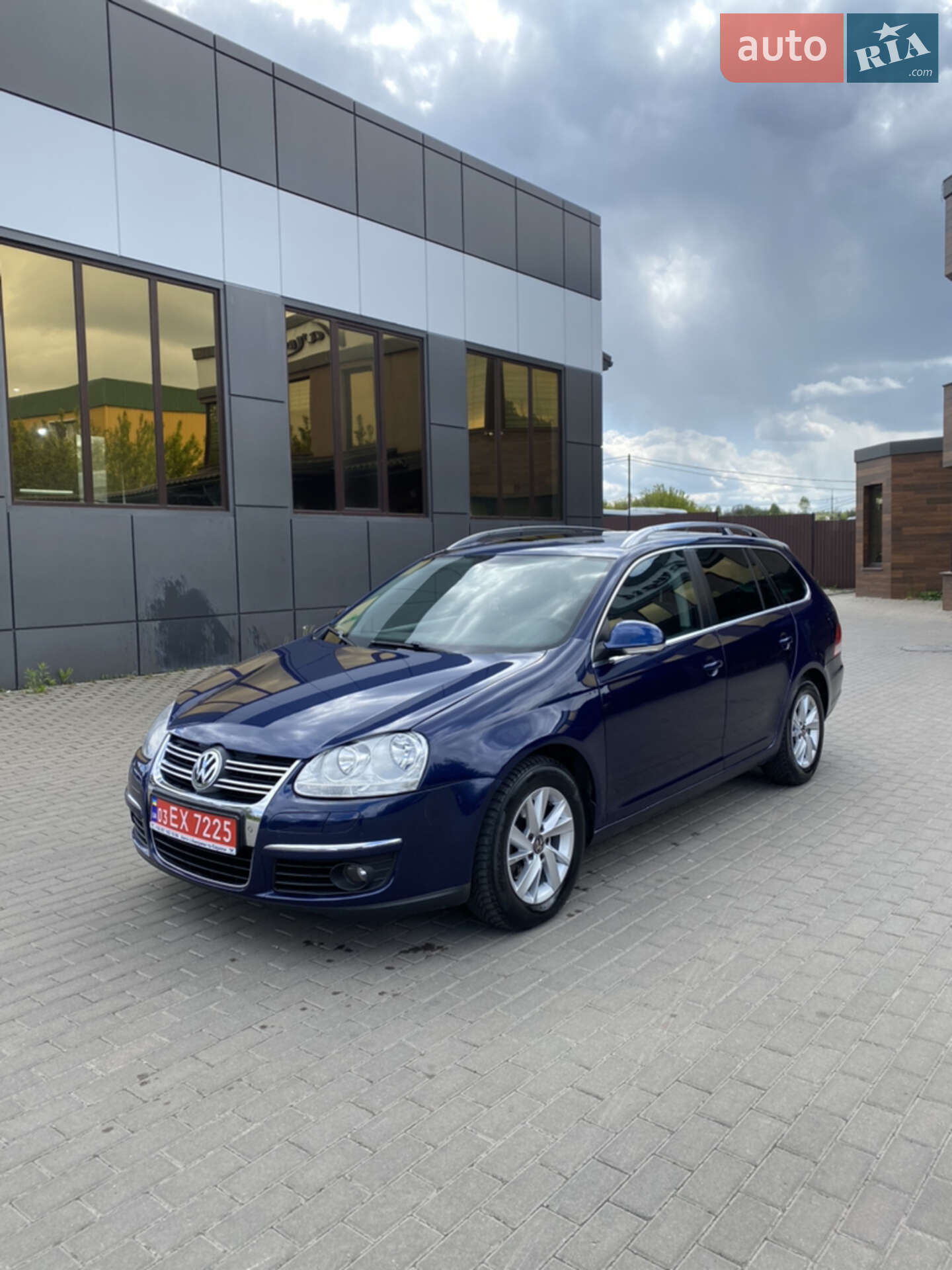VOLKSWAGEN GOLF 2009