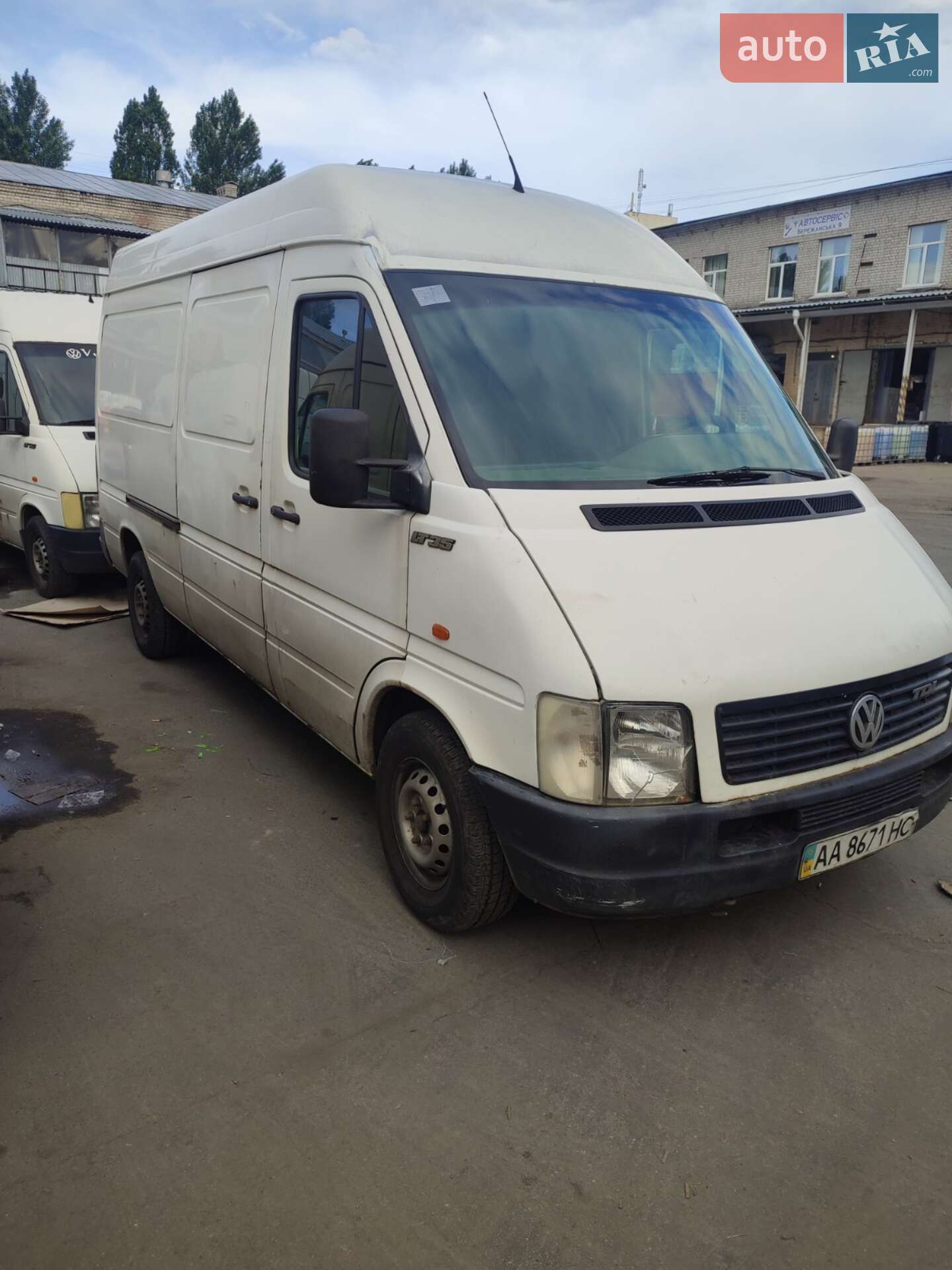 VOLKSWAGEN LT 35 2004