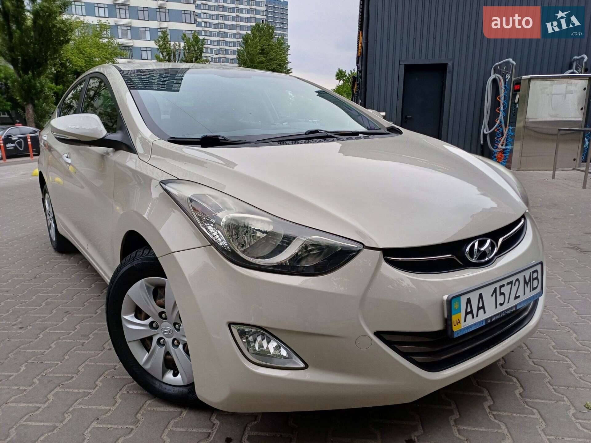 HYUNDAI ELANTRA 2012