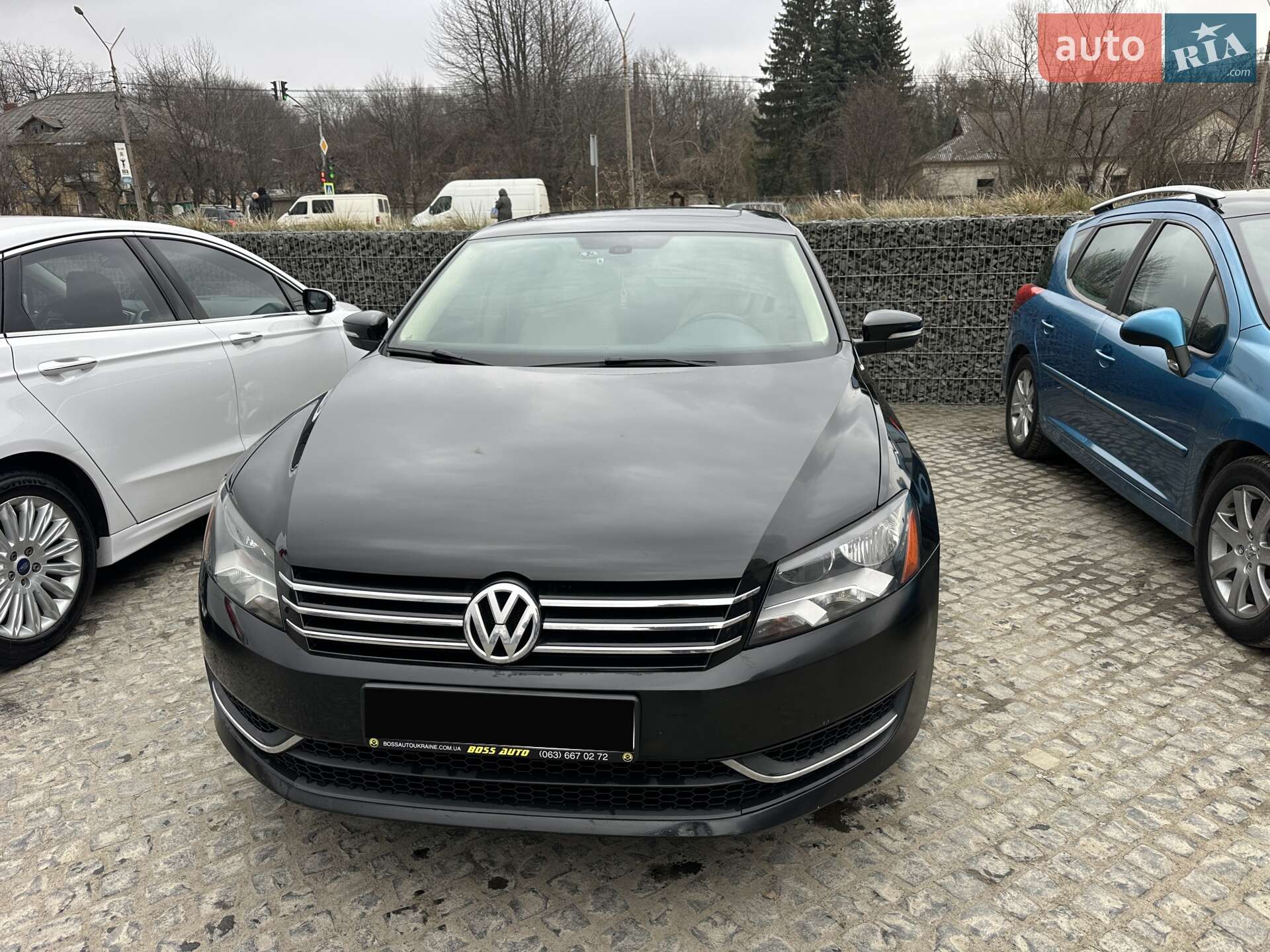 VOLKSWAGEN PASSAT 2012