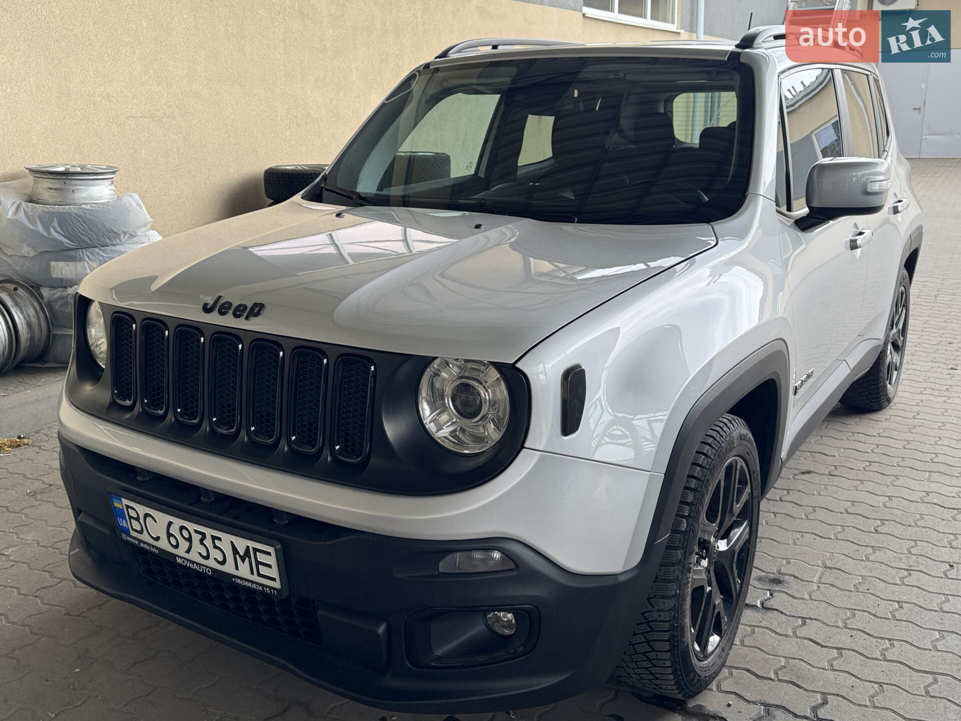 Головне фото звіту автомобіля JEEP RENEGADE 2018