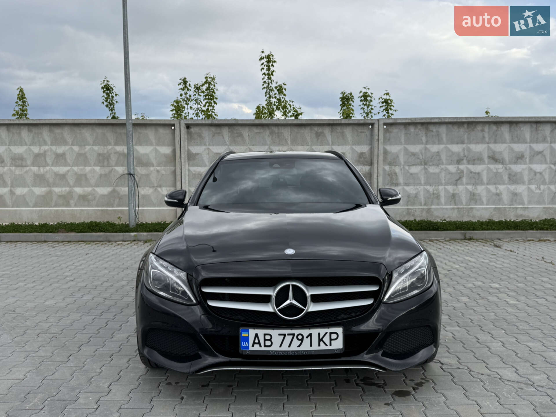 MERCEDES-BENZ C 220 2015
