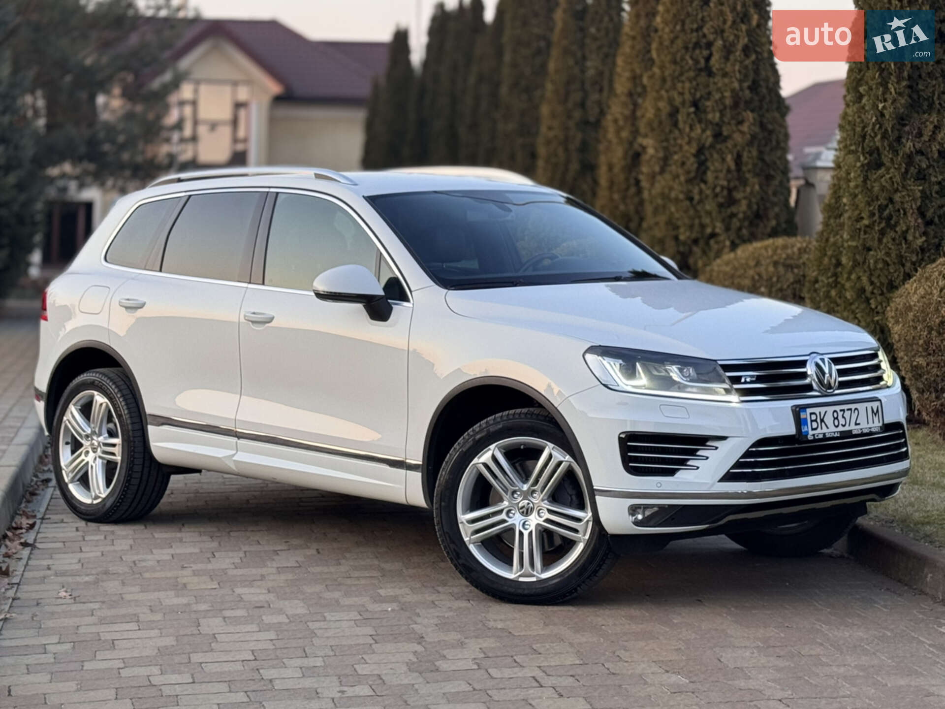 VOLKSWAGEN TOUAREG 2015