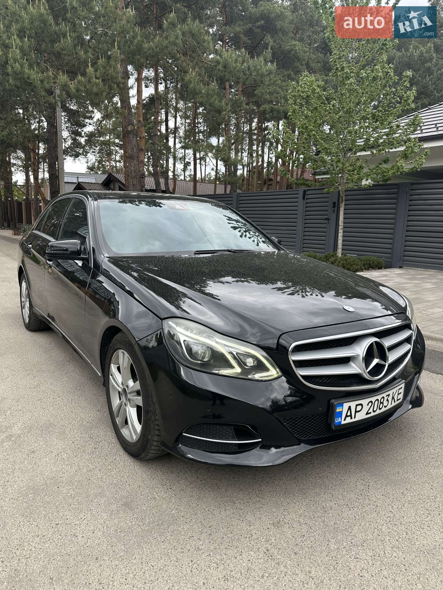 Головне фото звіту автомобіля MERCEDES-BENZ E 200 CDI 2013